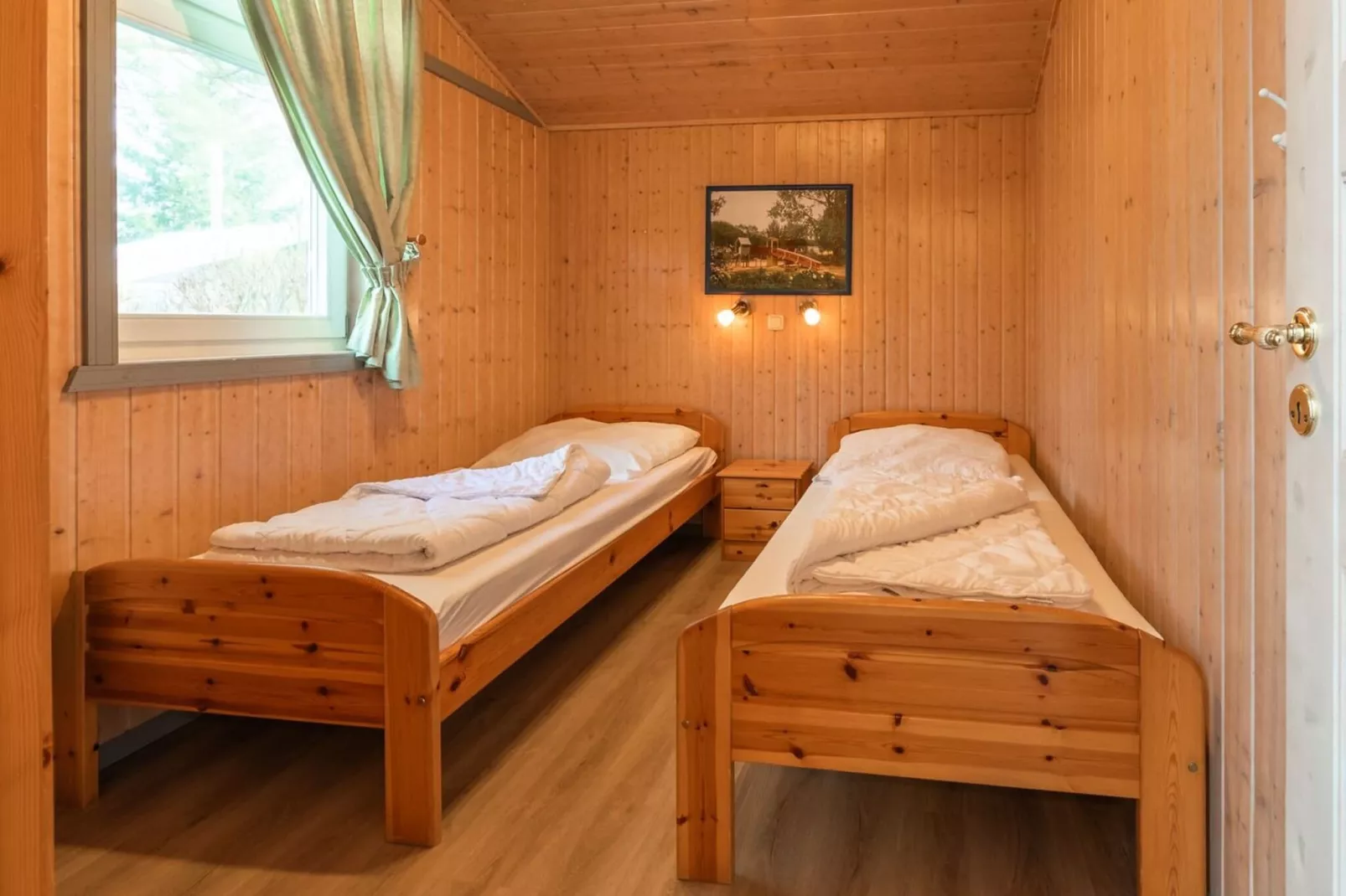 FH Seeschwalbe 221-Bedroom