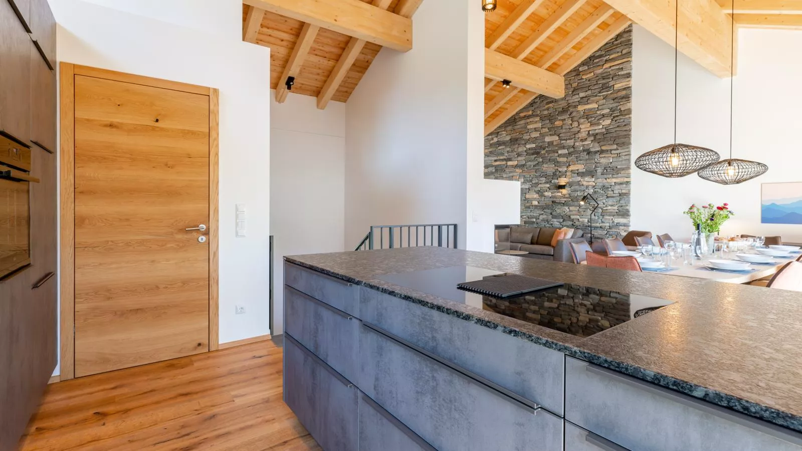 Atemlos Mountain Chalet-Kitchen