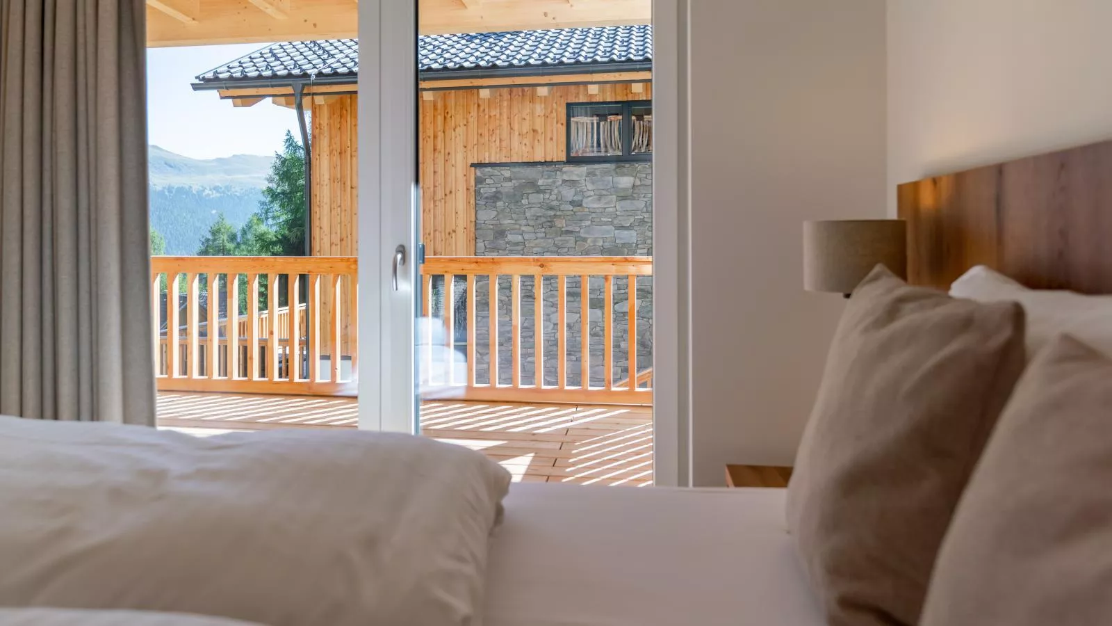 Atemlos Mountain Chalet-Bedroom