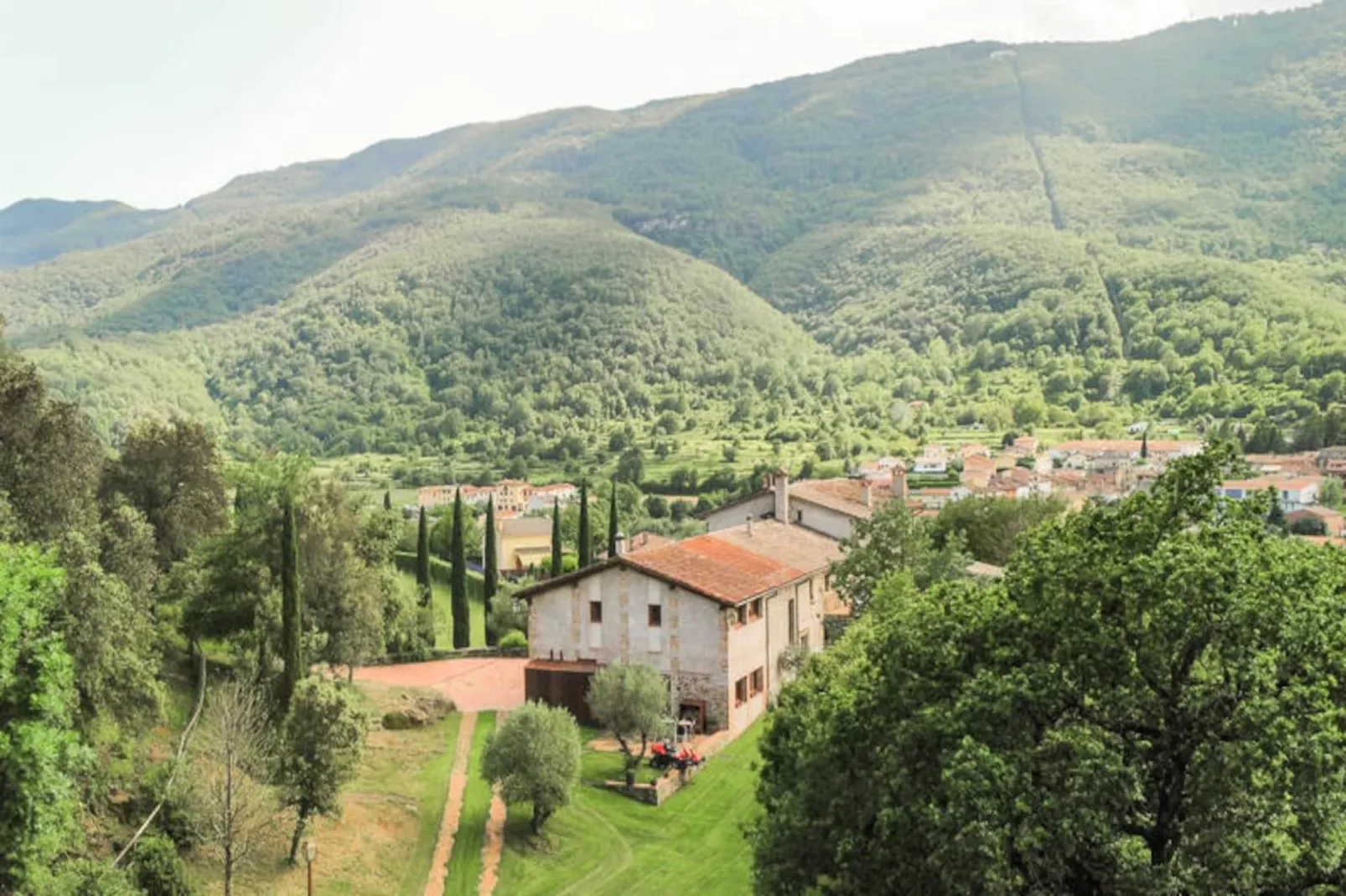 Appartements à Sant Feliu de Pallerols-Non tagué