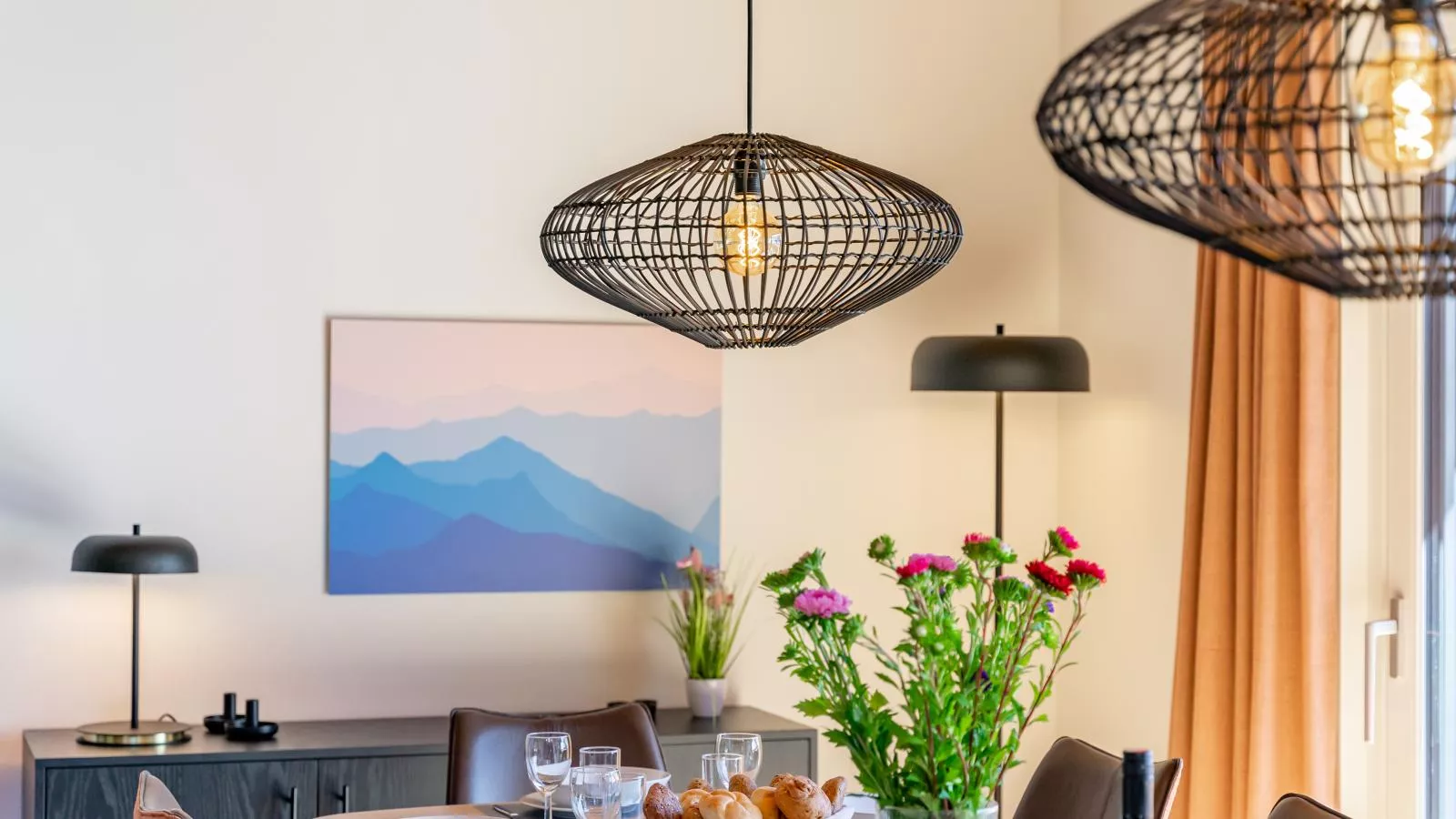 Atemlos Mountain Chalet-Dining room