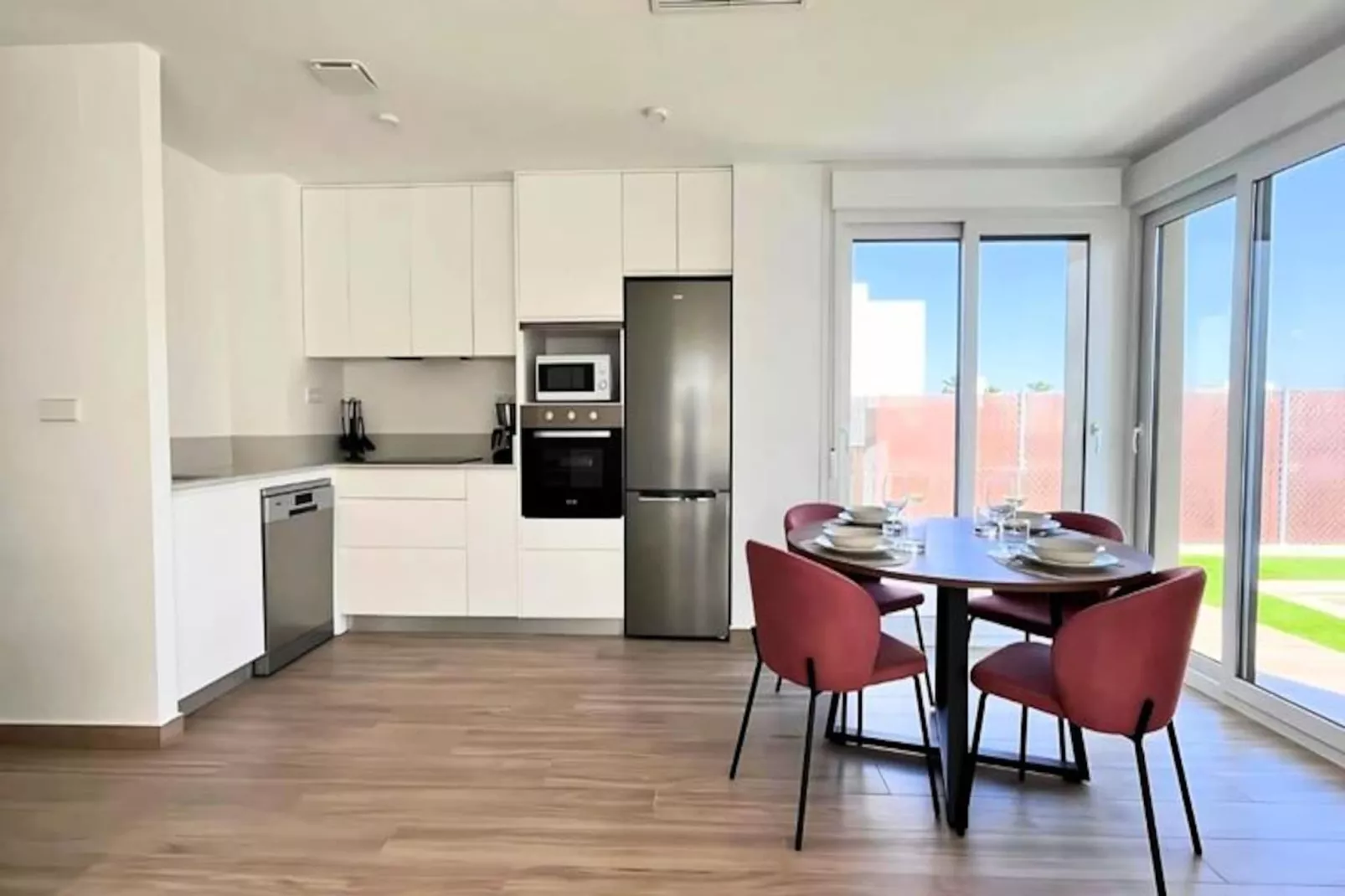 Golf, Soleil Et Piscine Priv&eacute;e Pour Un S&eacute;jour De R&ecirc;ve !-Untagged