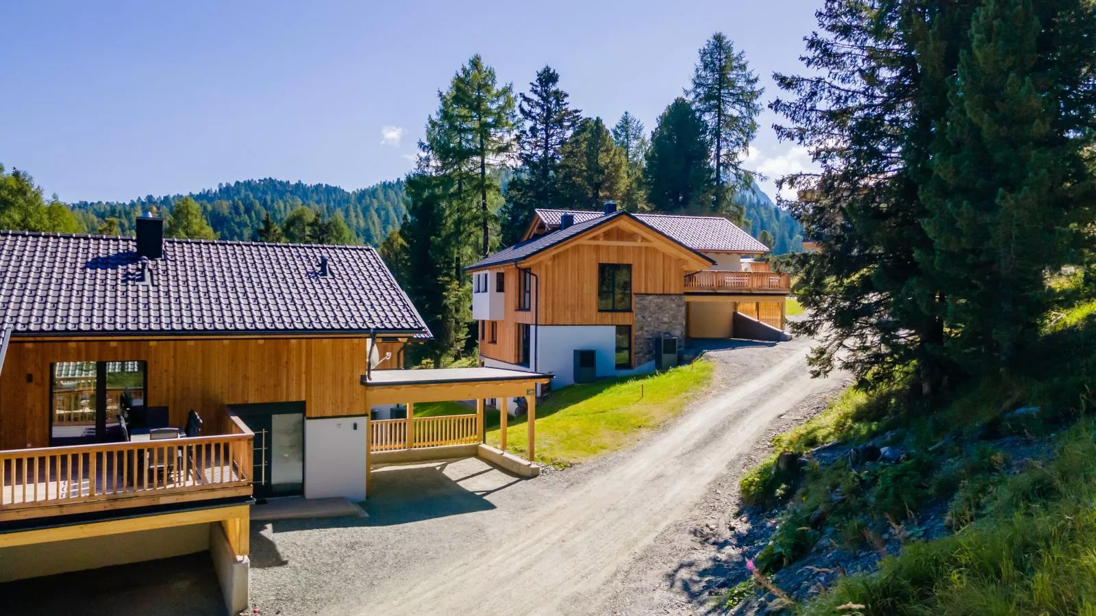 Atemlos Mountain Chalet-Exterior summer
