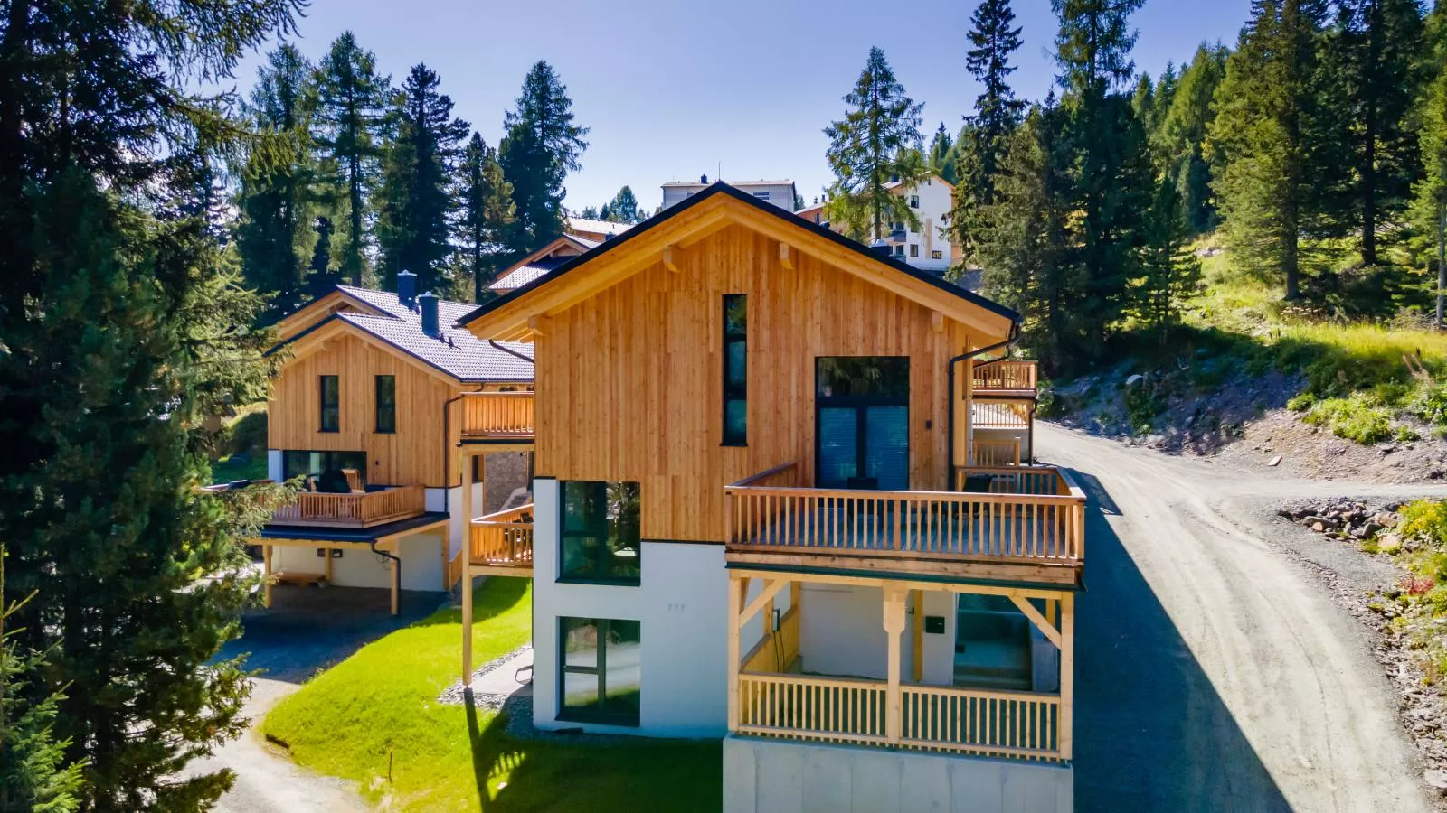 Alpinchique 3 Mountain Chalet-Exterior summer