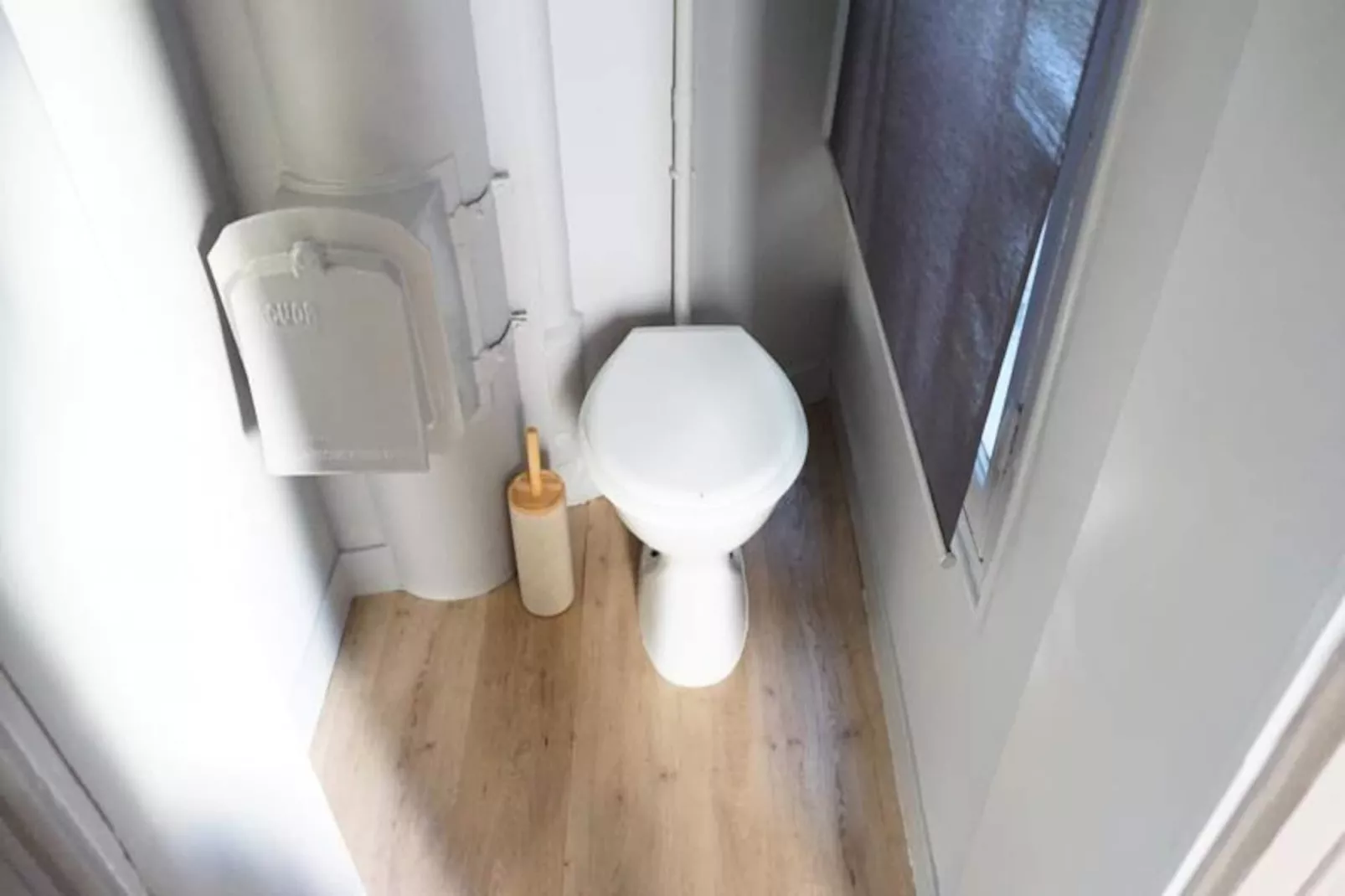 Studio à Paris-Untagged