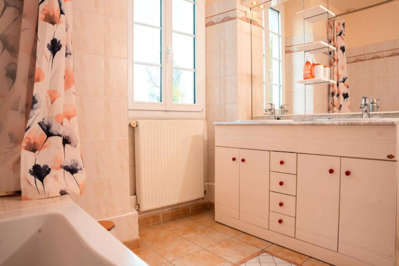 Maison à Thonac-Nicht zugeordnet