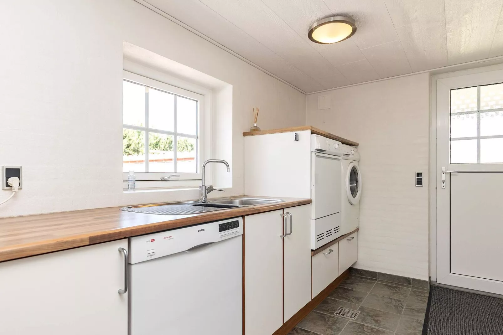 6 person holiday home in Blåvand-By Traum-Indoor