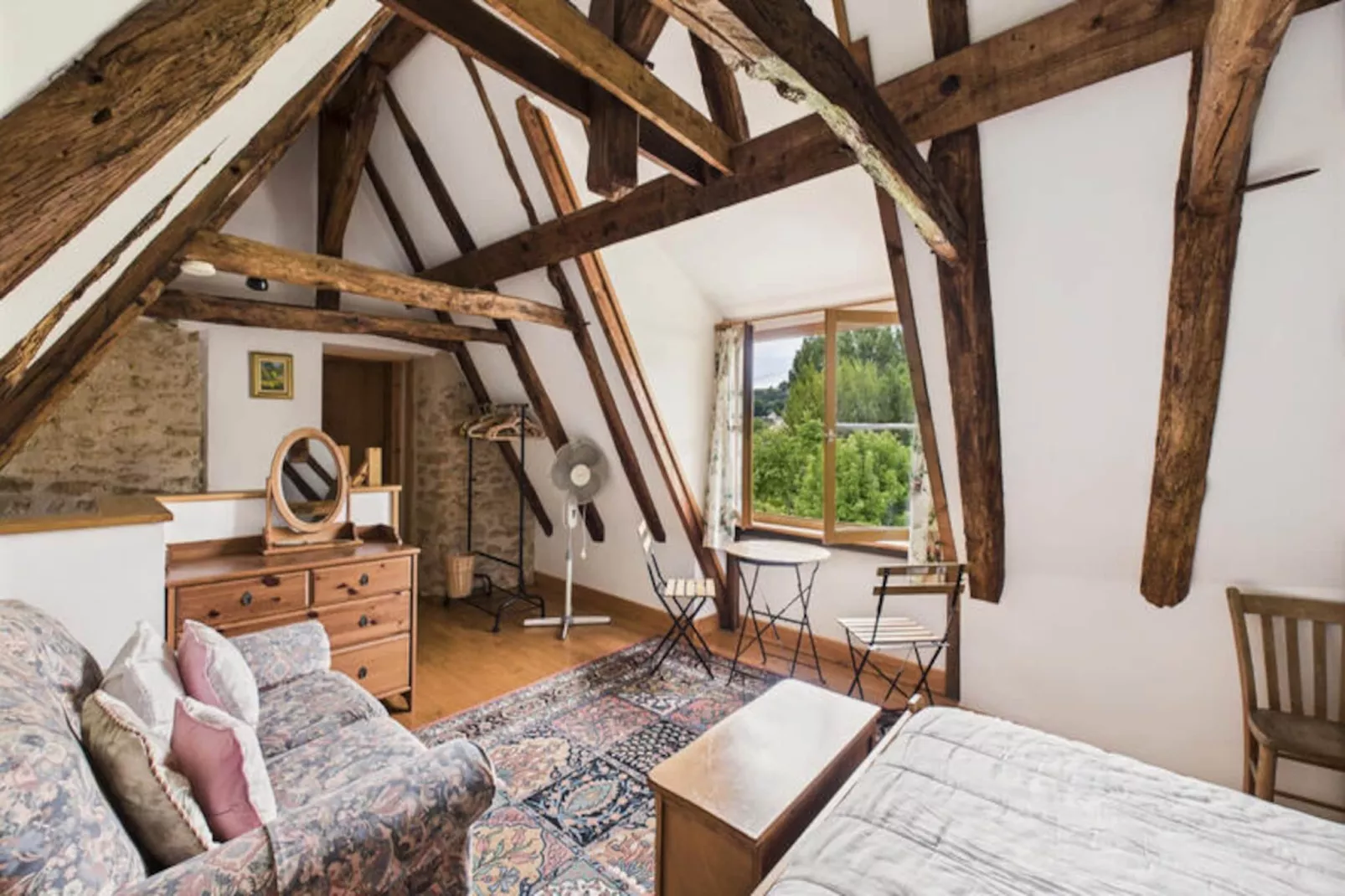 Maison à Montignac-Nicht zugeordnet