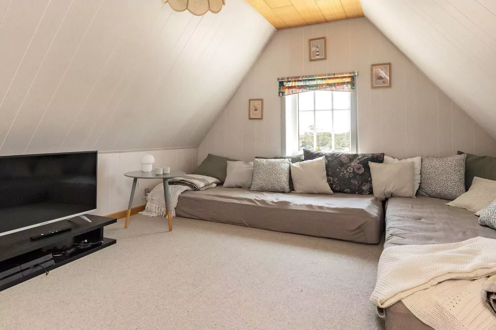 6 person holiday home in Blåvand-By Traum-Indoor