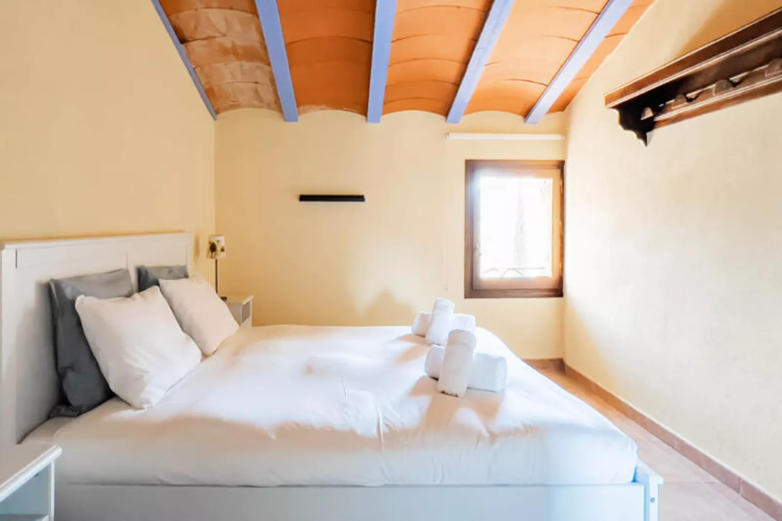 Appartements à Sant Feliu de Pallerols-Non tagué