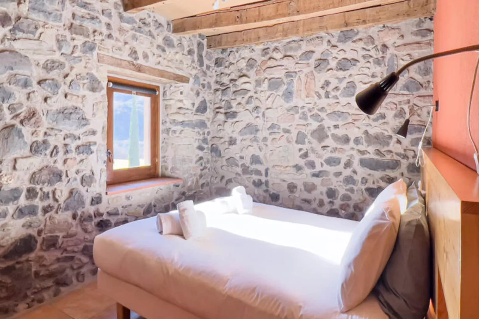 Appartements à Sant Feliu de Pallerols-Non tagué