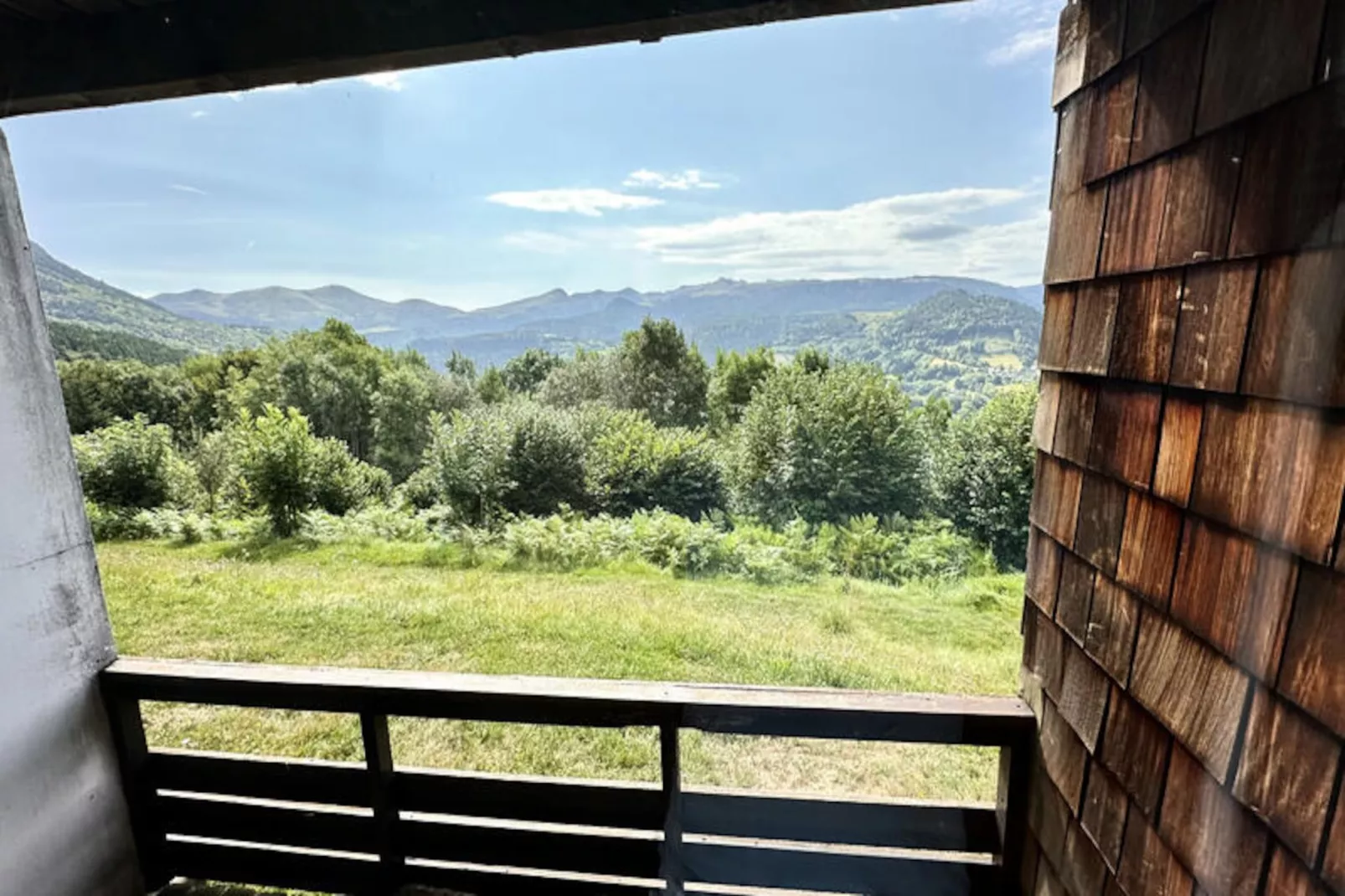 Appartements à Murat Le Quaire-Non tagué