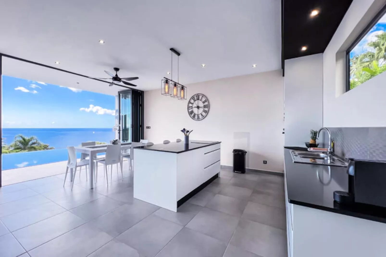 Maison à Bouillante-Untagged