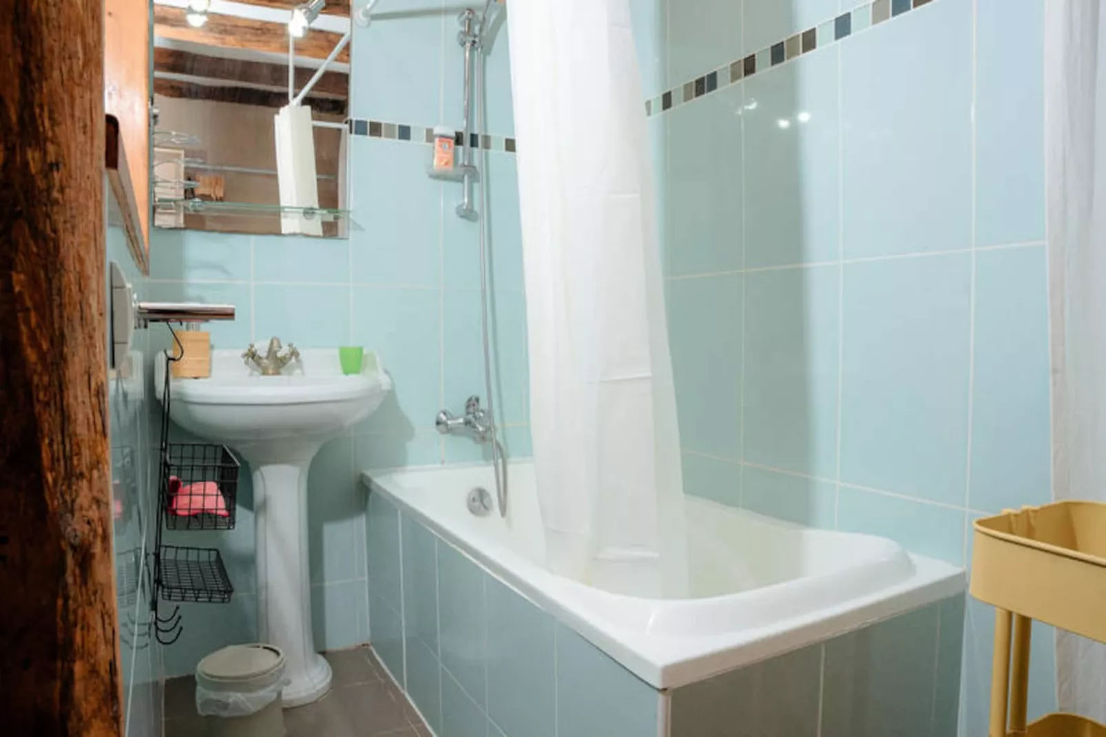 Maison à Coly-Non tagué