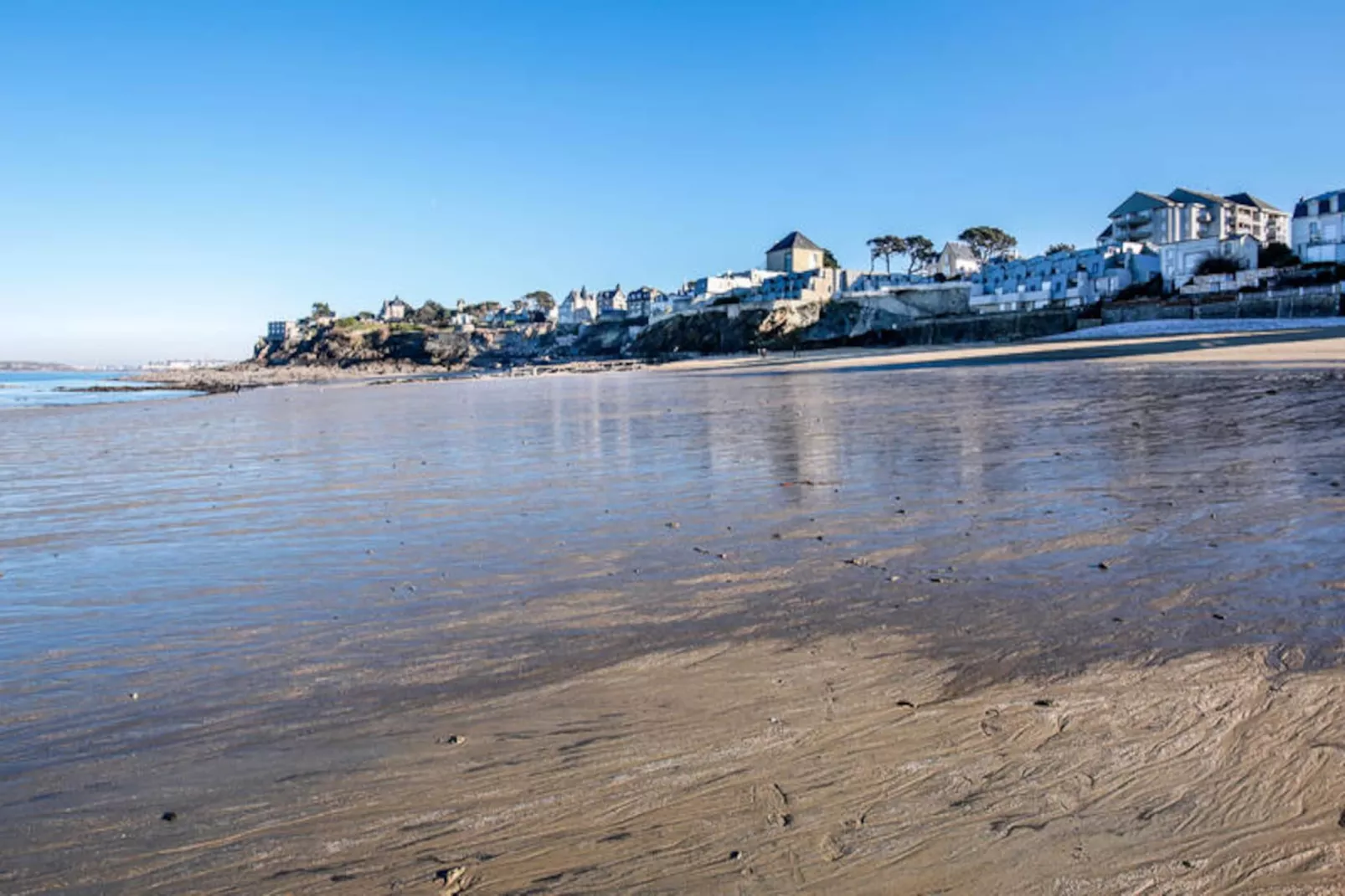 Appartements à Dinard-Untagged
