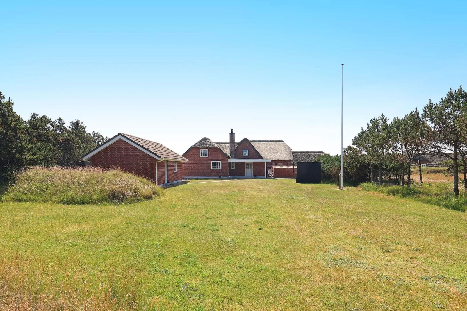 6 person holiday home in Blåvand-By Traum-View