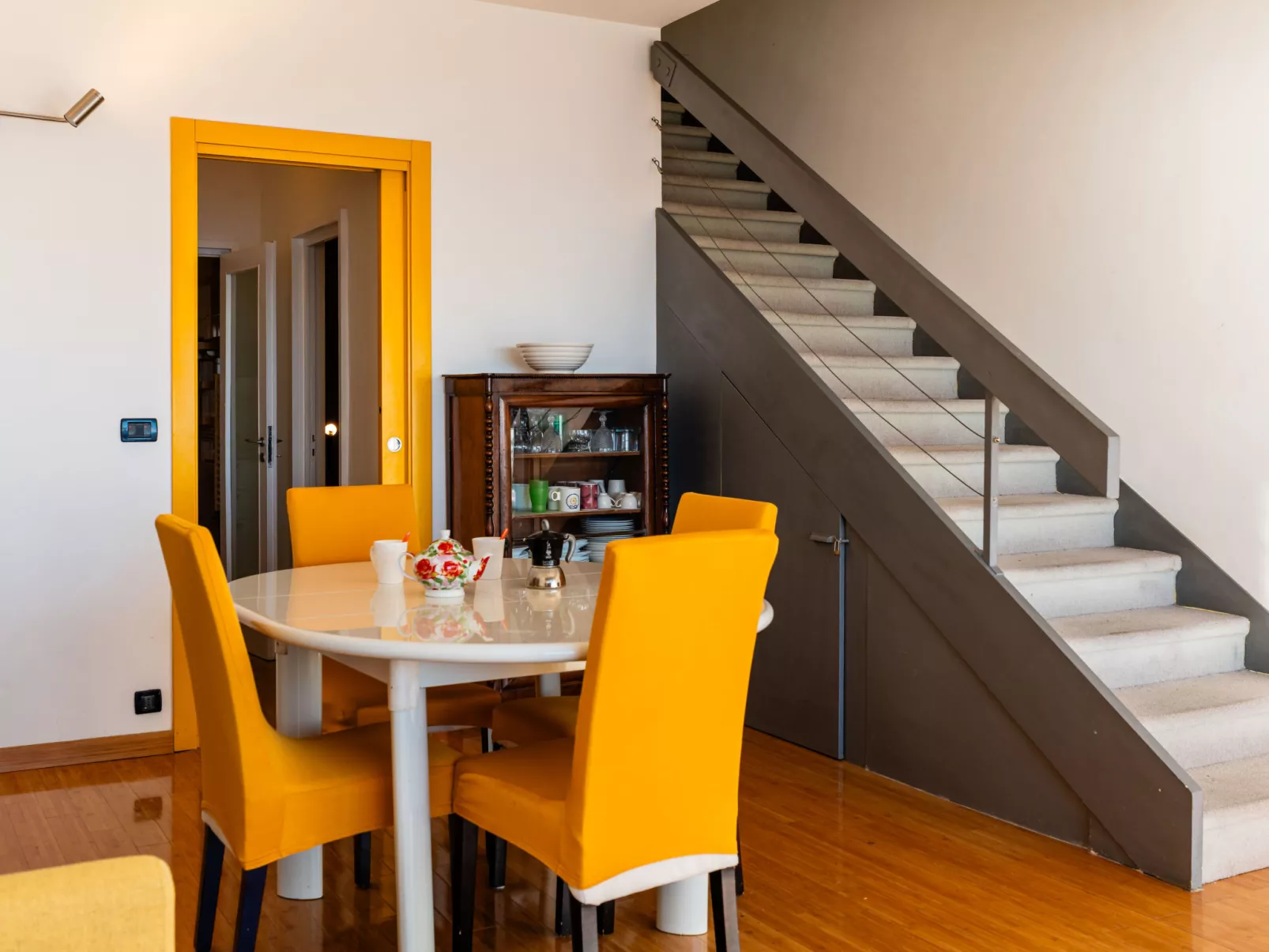 Capo Pino tra le Onde-Drinnen