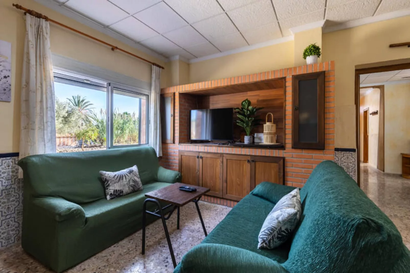 Maison à Dolores-Non tagué