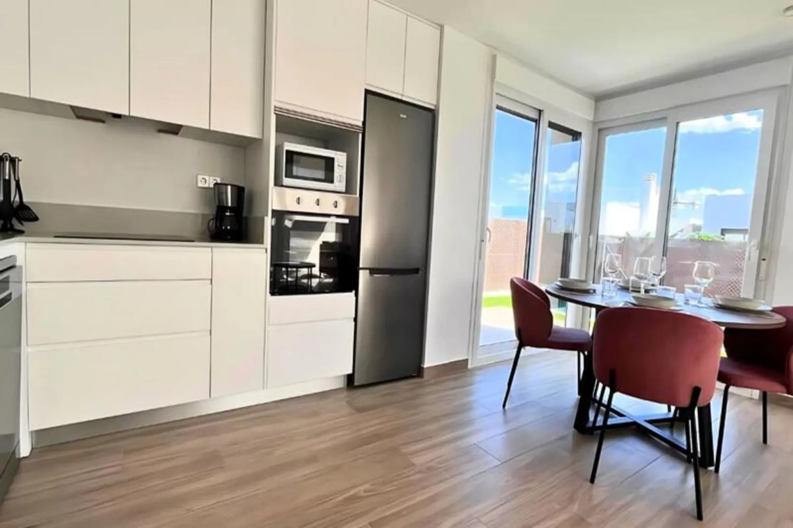 Golf, Soleil Et Piscine Priv&eacute;e Pour Un S&eacute;jour De R&ecirc;ve !-Untagged