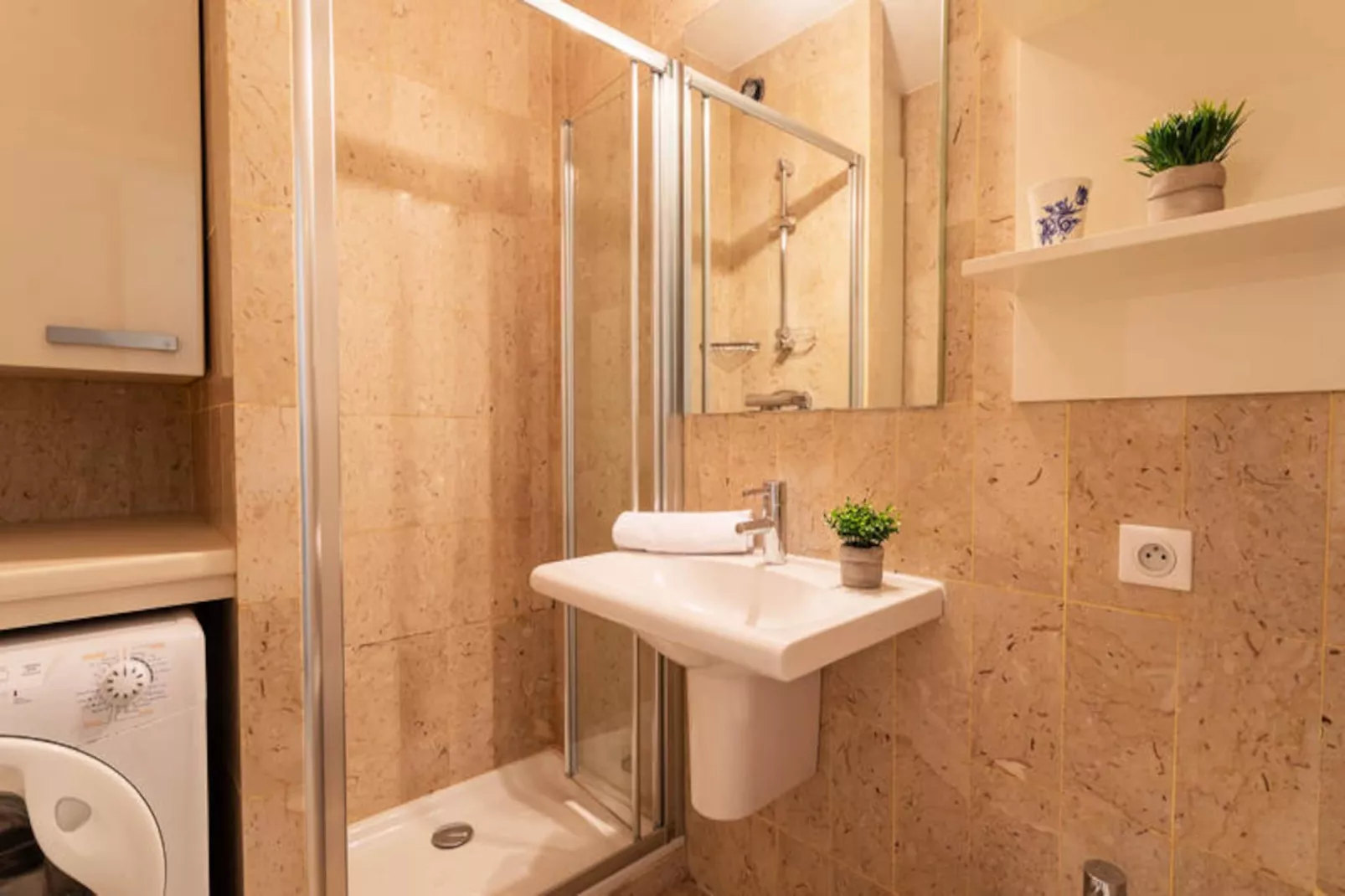 Studio à Cannes-Nicht zugeordnet