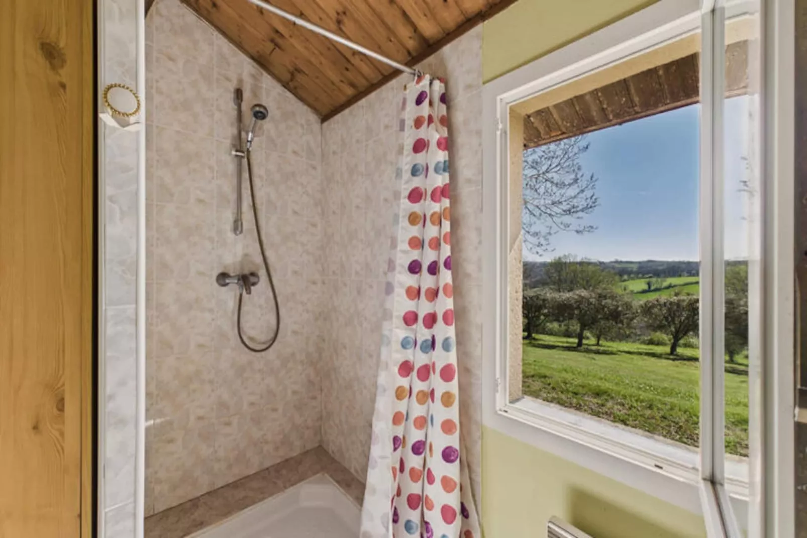 Chalets à Salignac-Eyvigues-Nicht zugeordnet