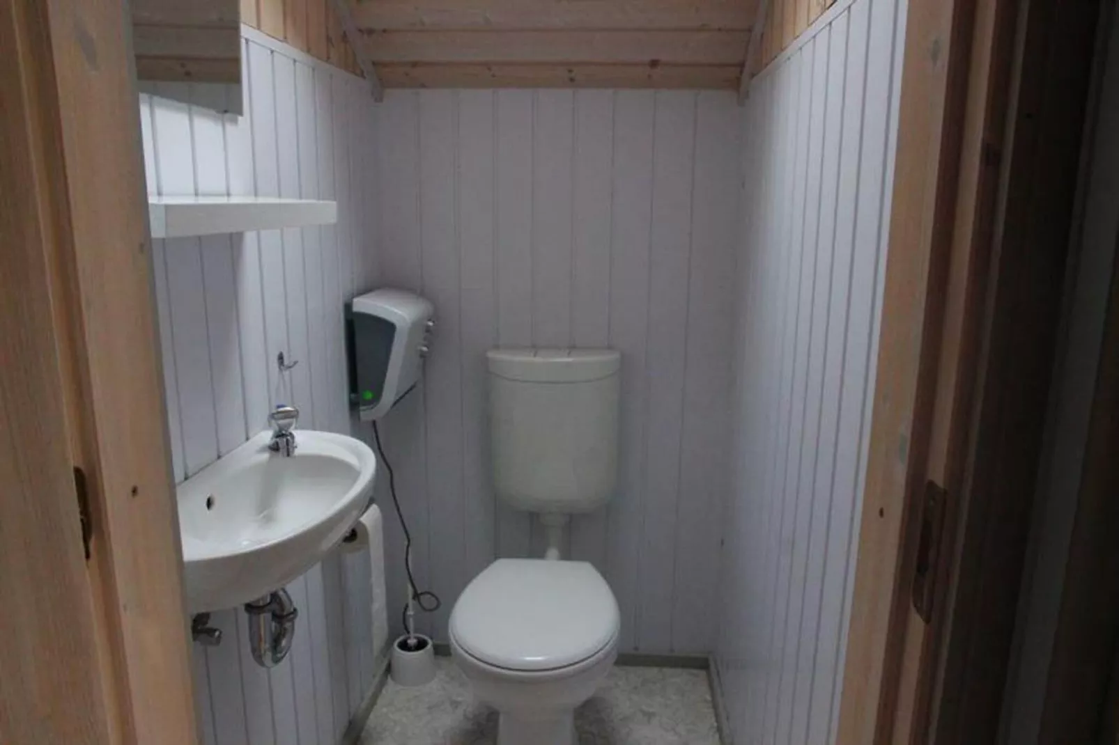 FH Wildgans Comfort Nr 121-Badezimmer