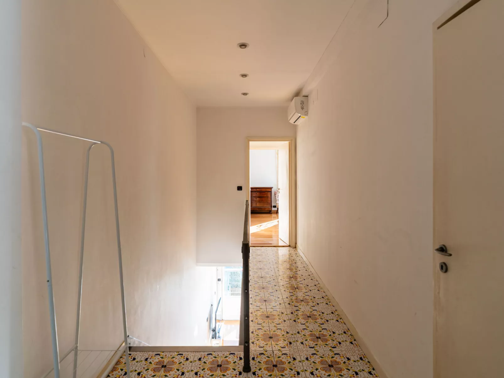 Capo Pino tra le Onde-Drinnen