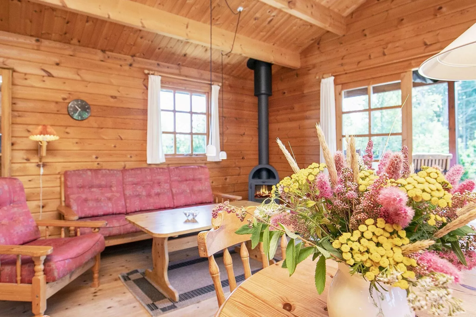 Charming Coastal Retreat-By Traum-Indoor