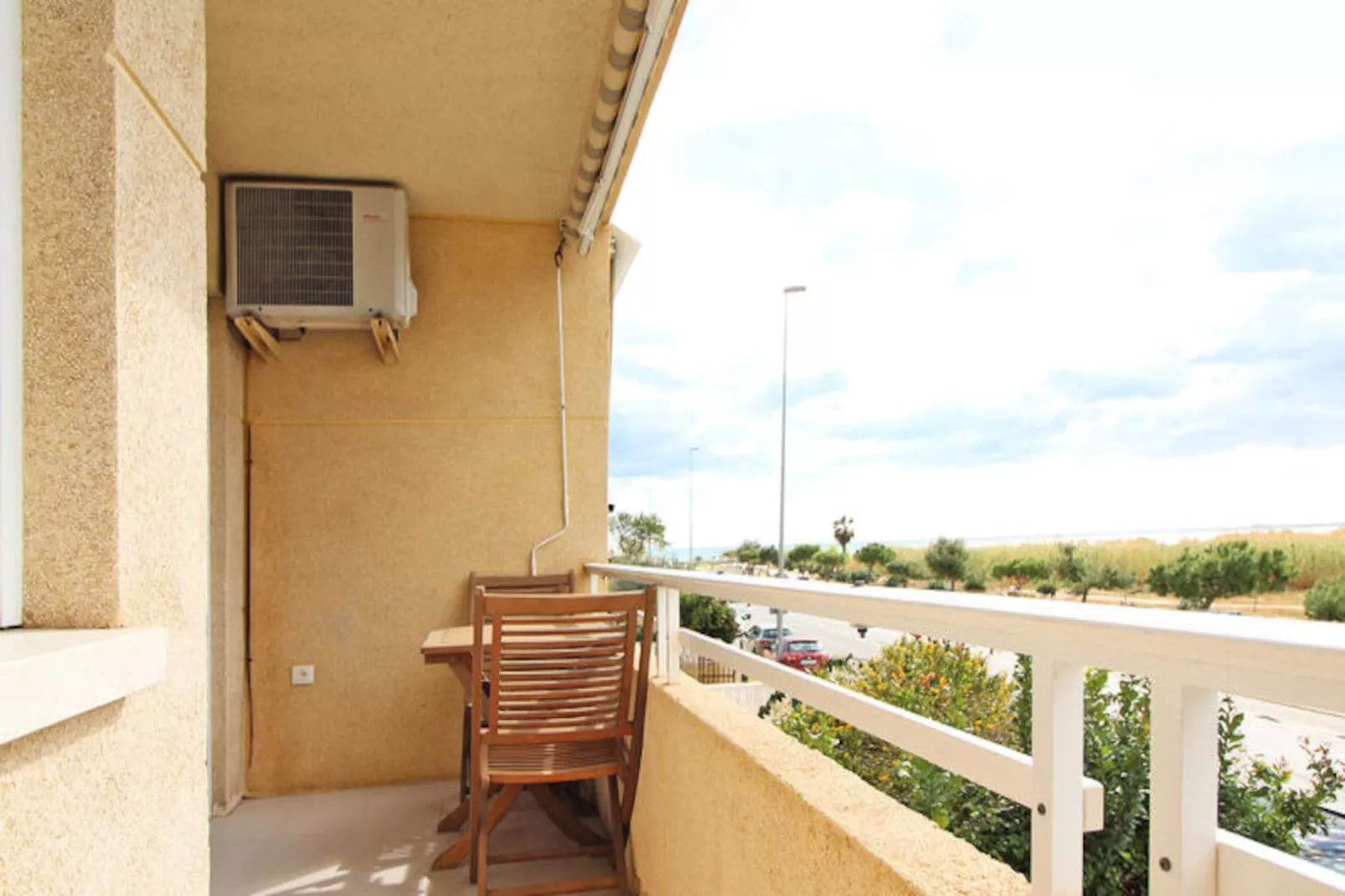 Appartements à Canet d'En Berenguer-Nicht zugeordnet