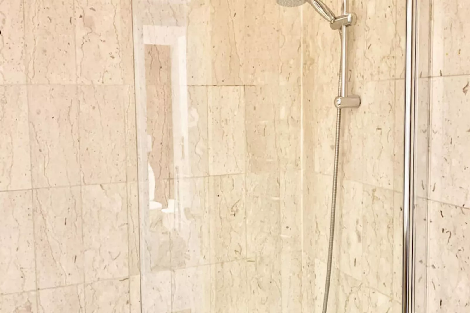 Studio à Cannes-Non tagué