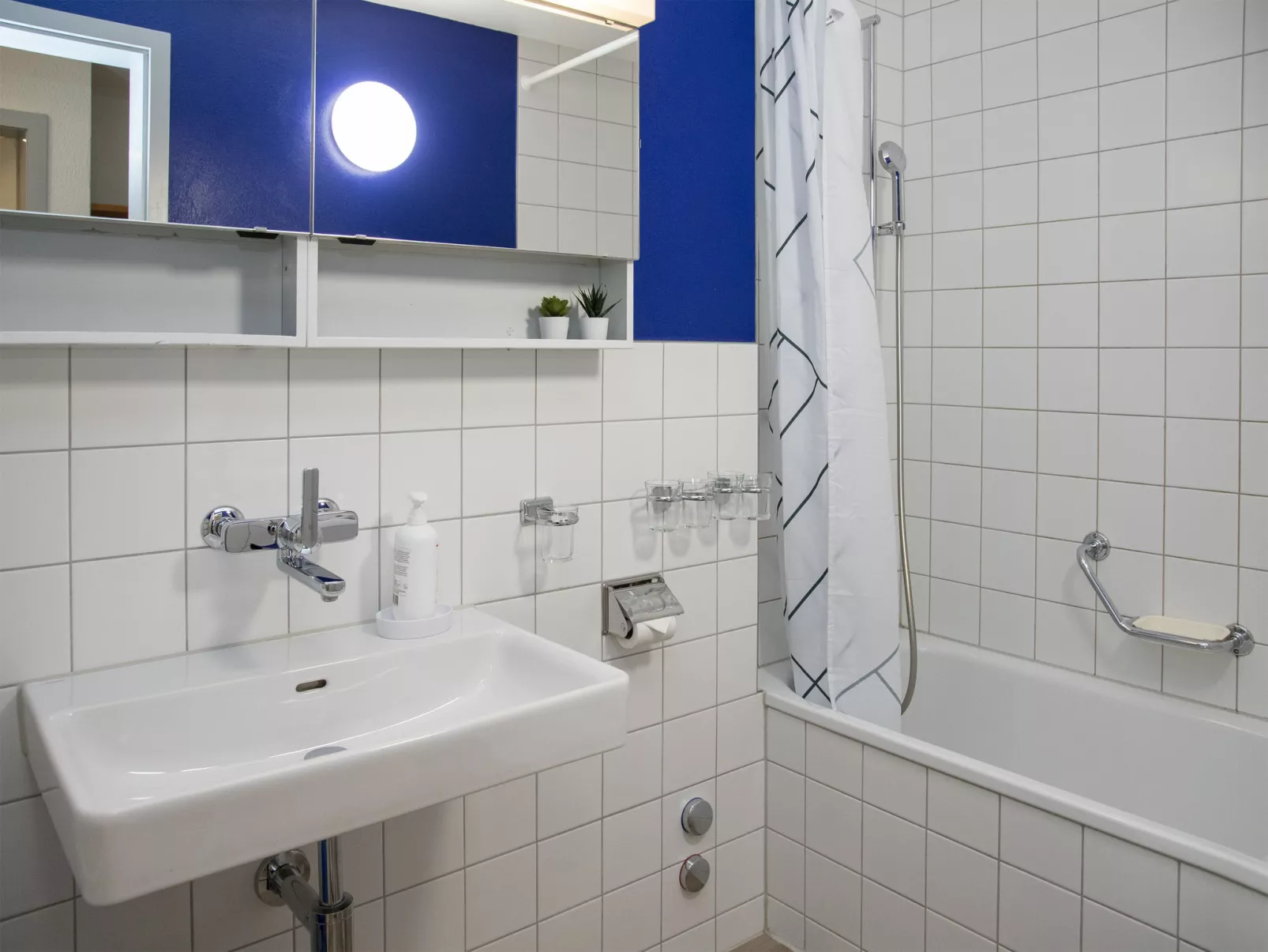 Tschingelhorn Apt. R-Drinnen