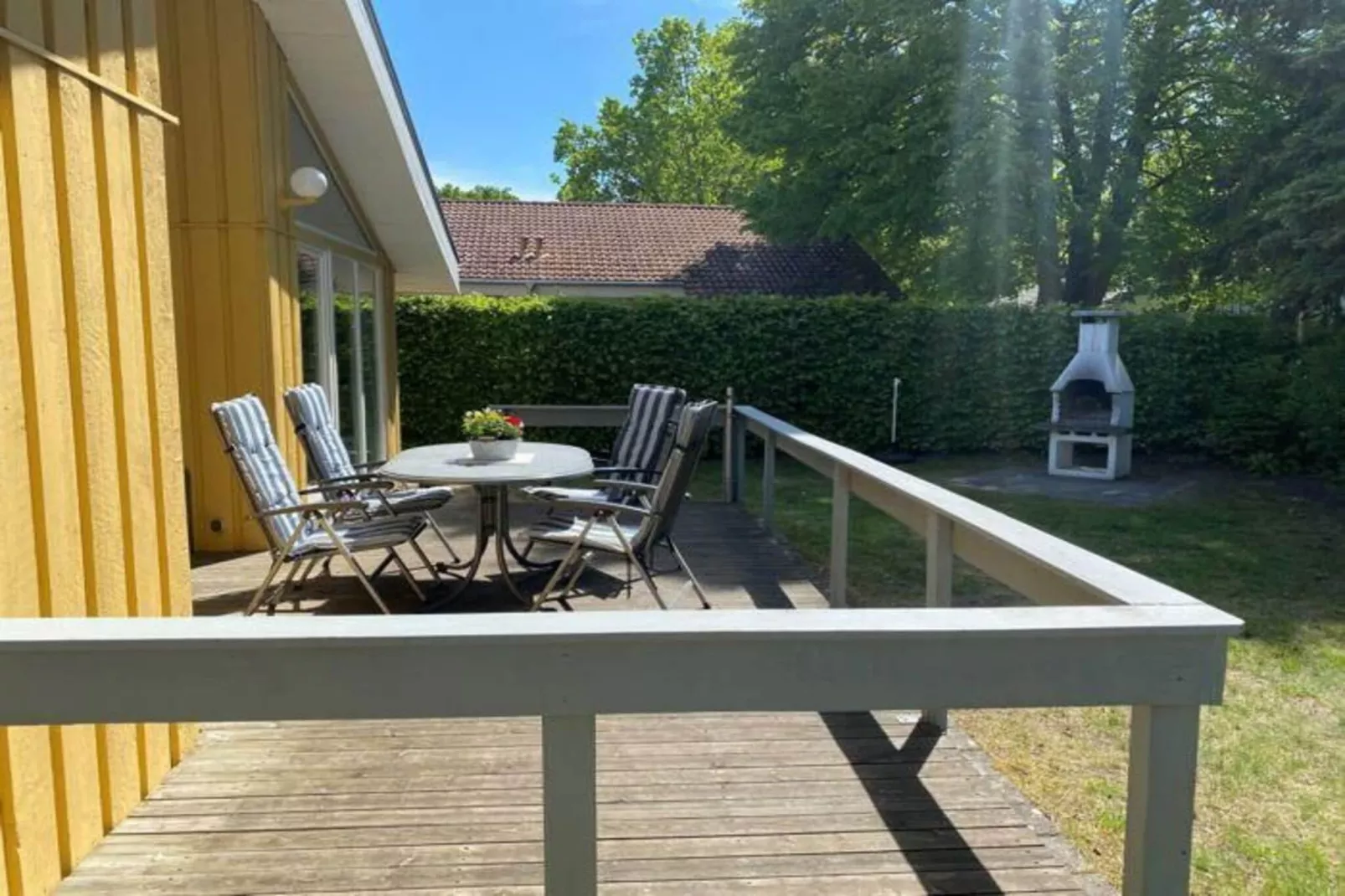 FH Seeschwalbe 95-Terrasse / balcon