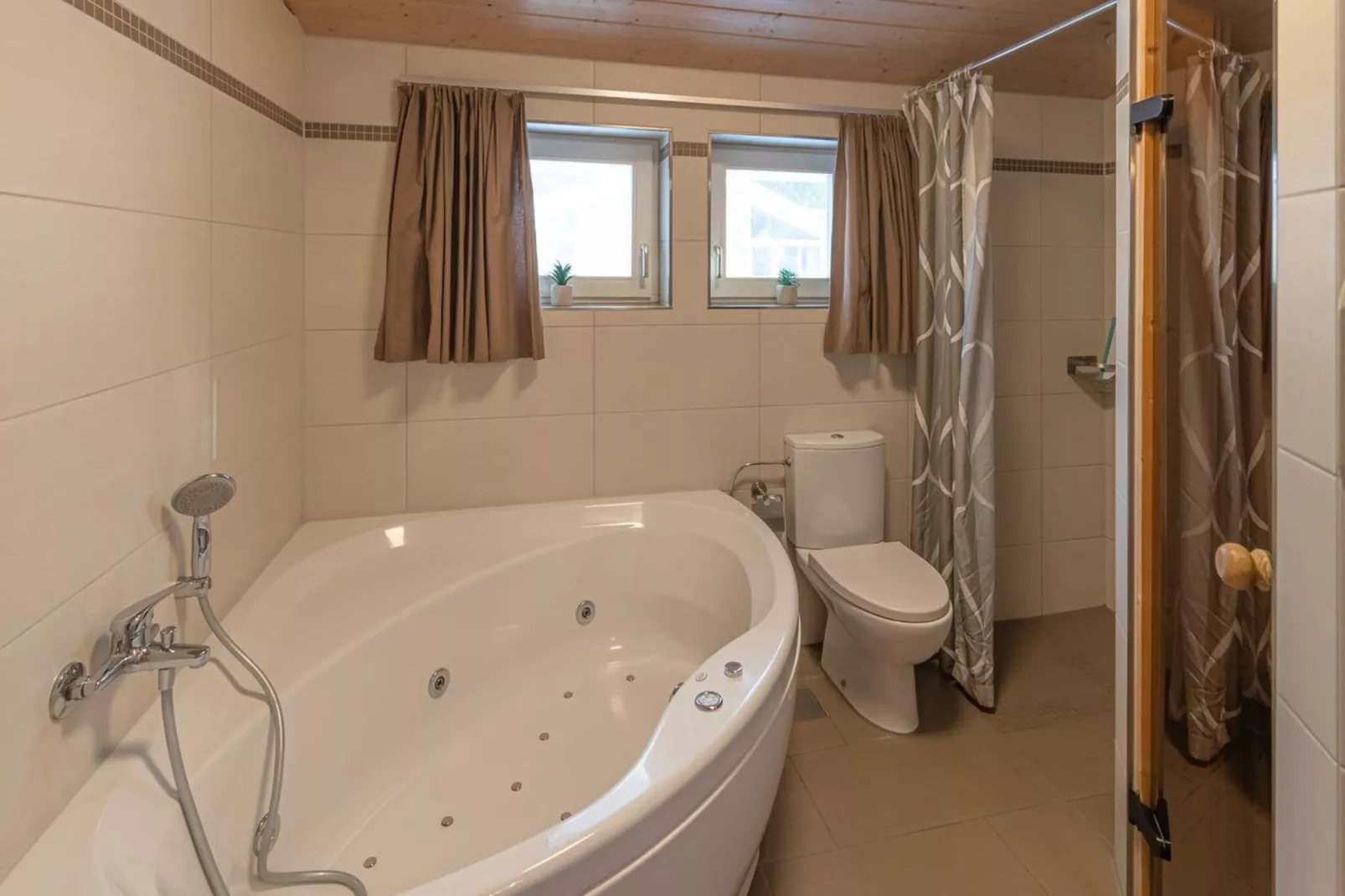 FH Seeschwalbe 221-Bathroom