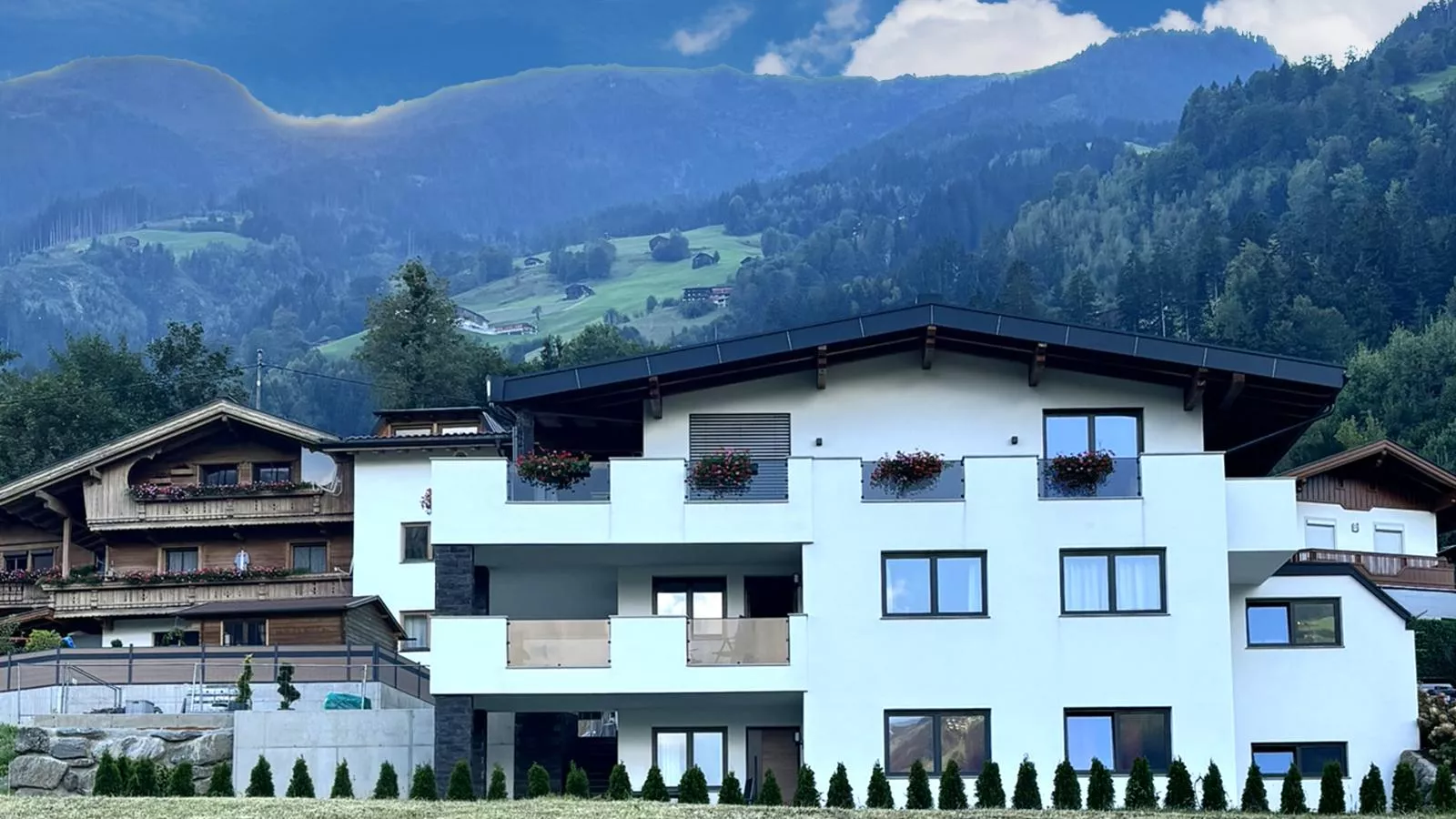 Appart Zell-Exterior in summer