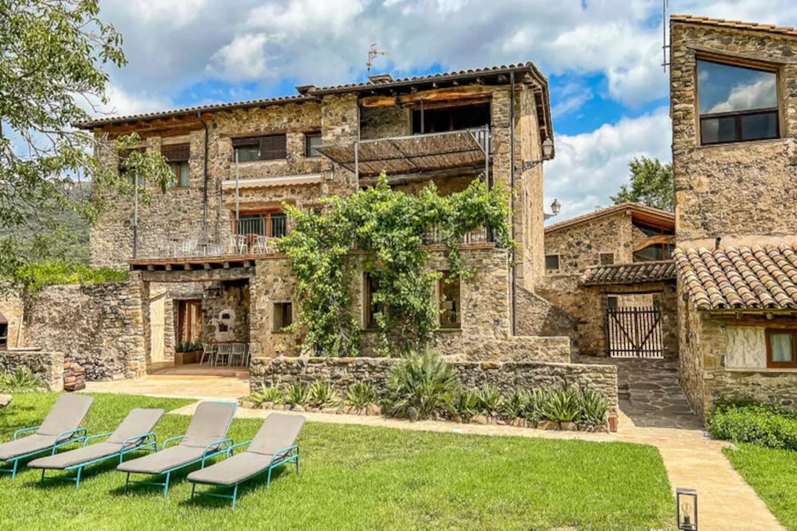 Mobil Home - Bungalow - Cottage à Montagut i Oix-Nicht zugeordnet