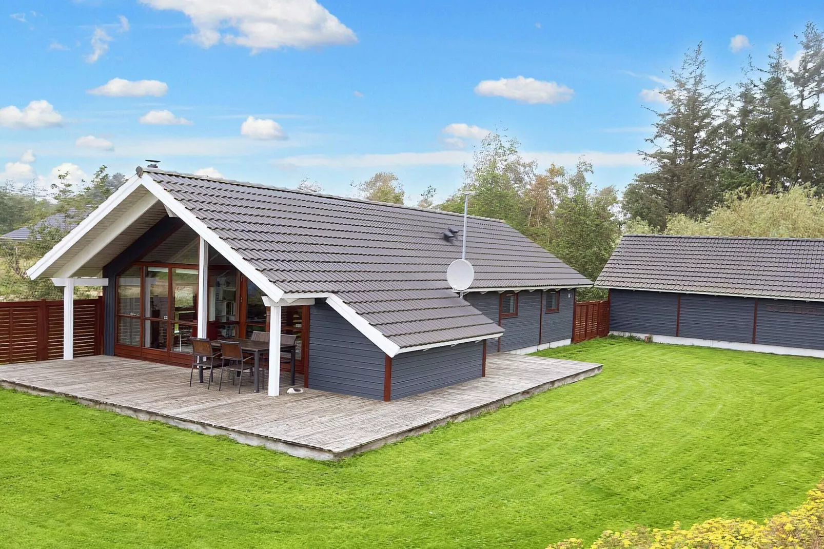 6 person holiday home in Øster Assels-Outdoor