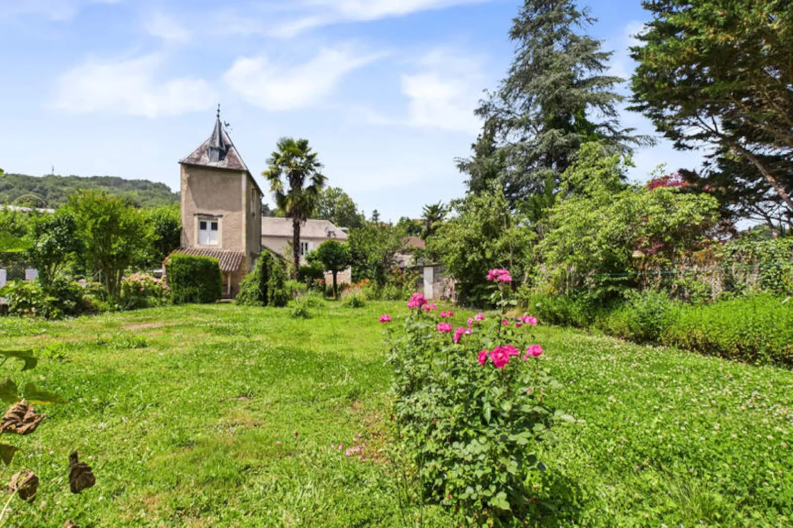Maison à Montignac-Nicht zugeordnet