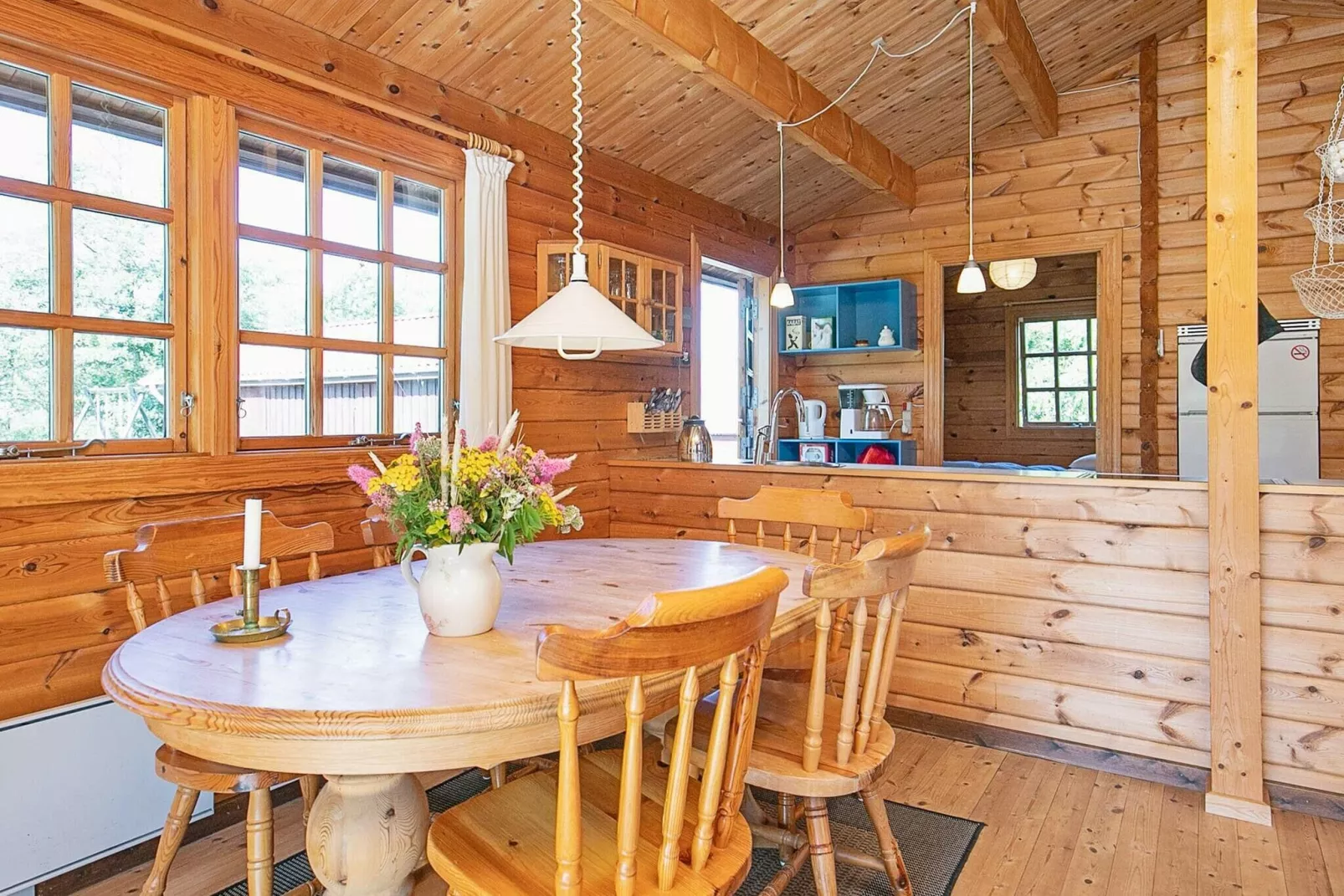 Charming Coastal Retreat-By Traum-Indoor