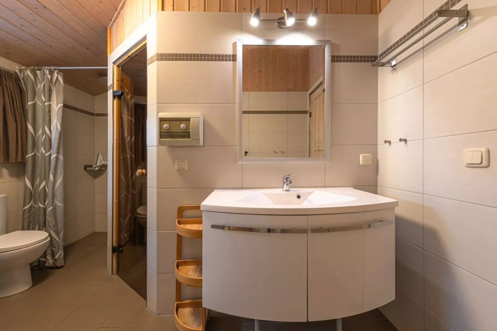 FH Seeschwalbe 221-Bathroom