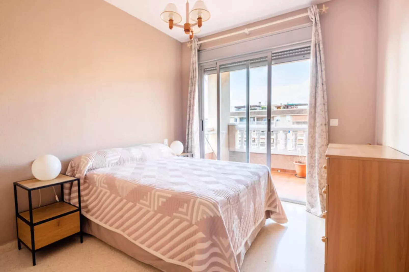 Appartements à Canet d'En Berenguer-Nicht zugeordnet