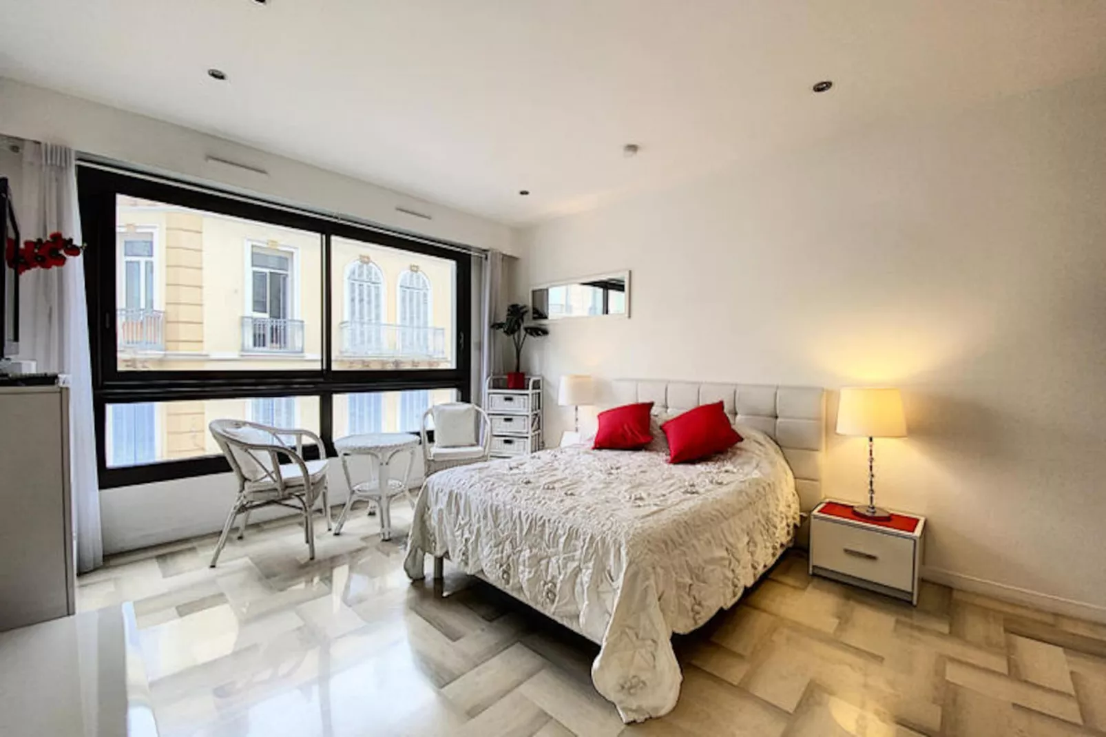 Studio à Cannes-Non tagué