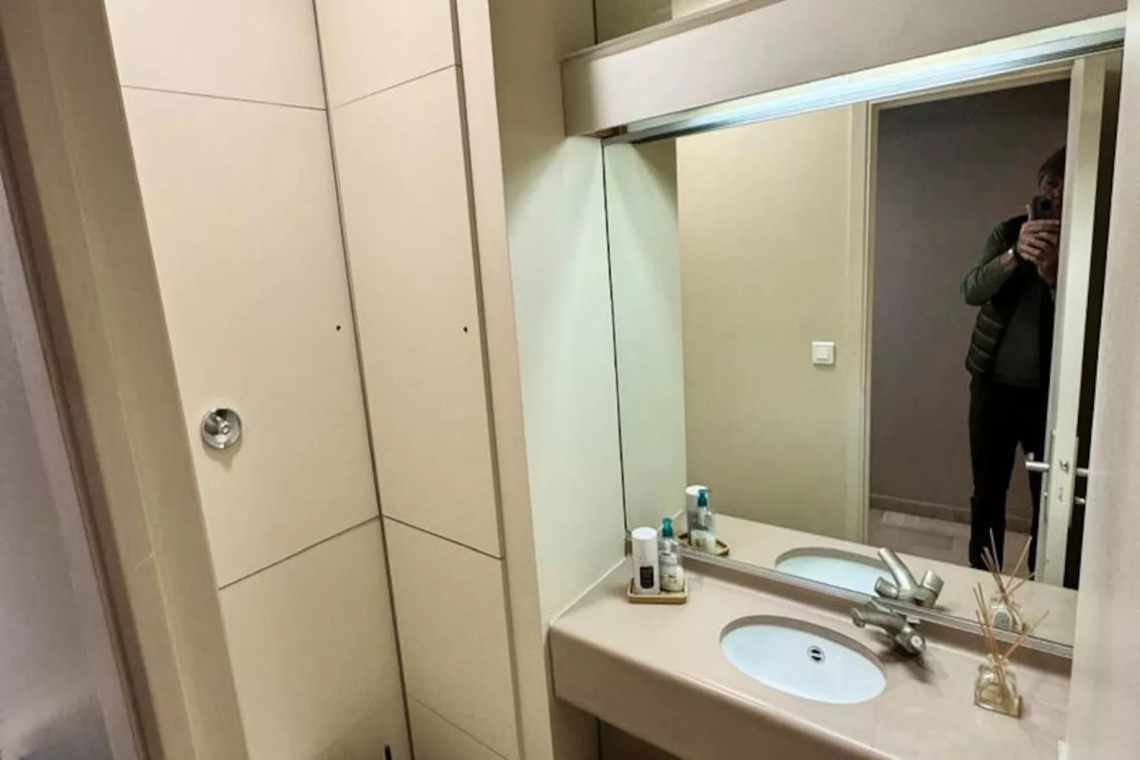 Studio à Cannes-Untagged