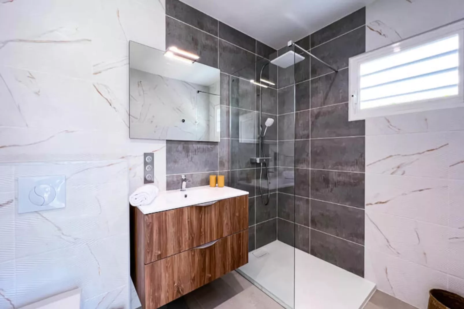 Maison à Saint François-Nicht zugeordnet