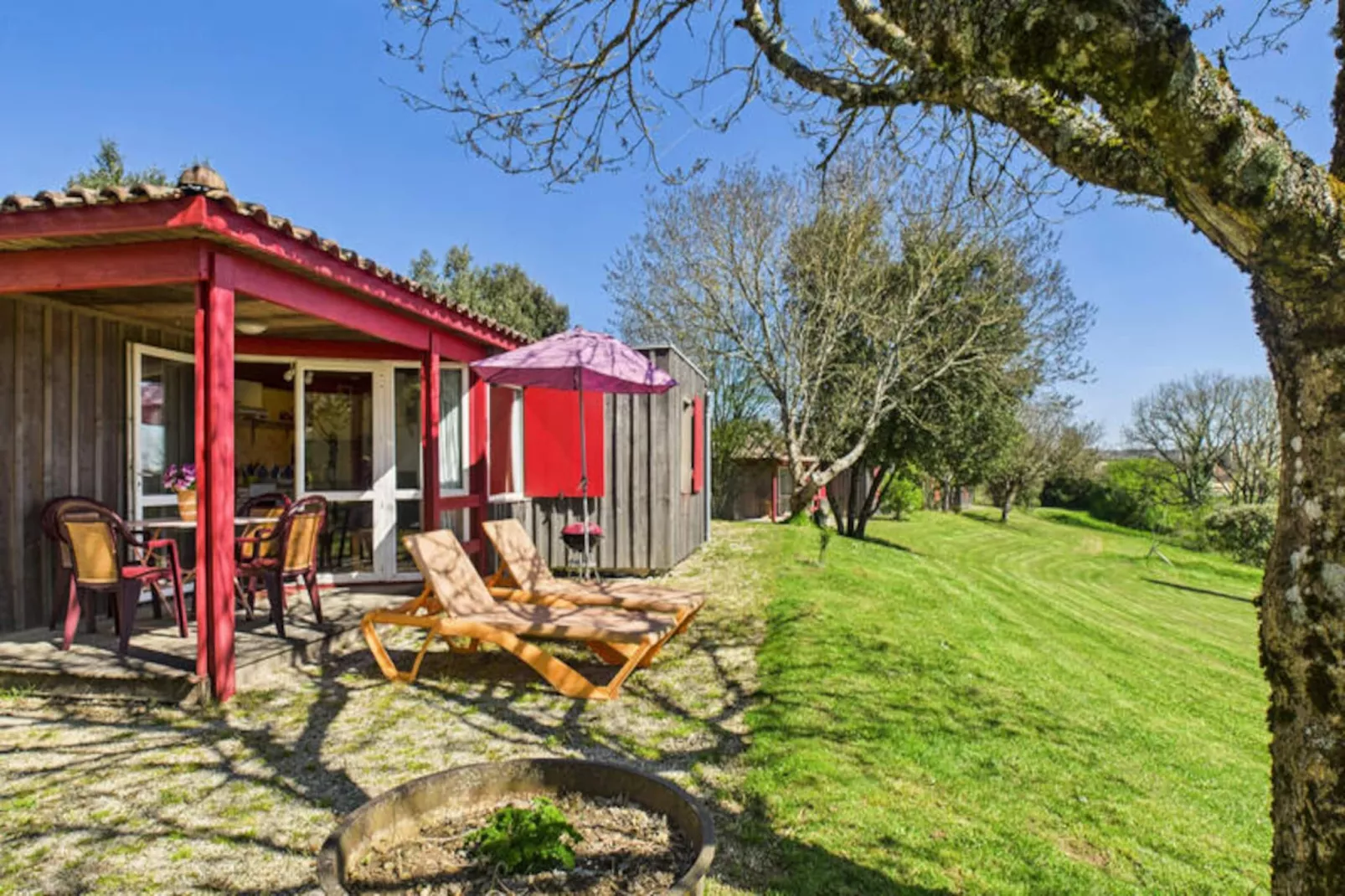 Chalets à Salignac-Eyvigues-Nicht zugeordnet