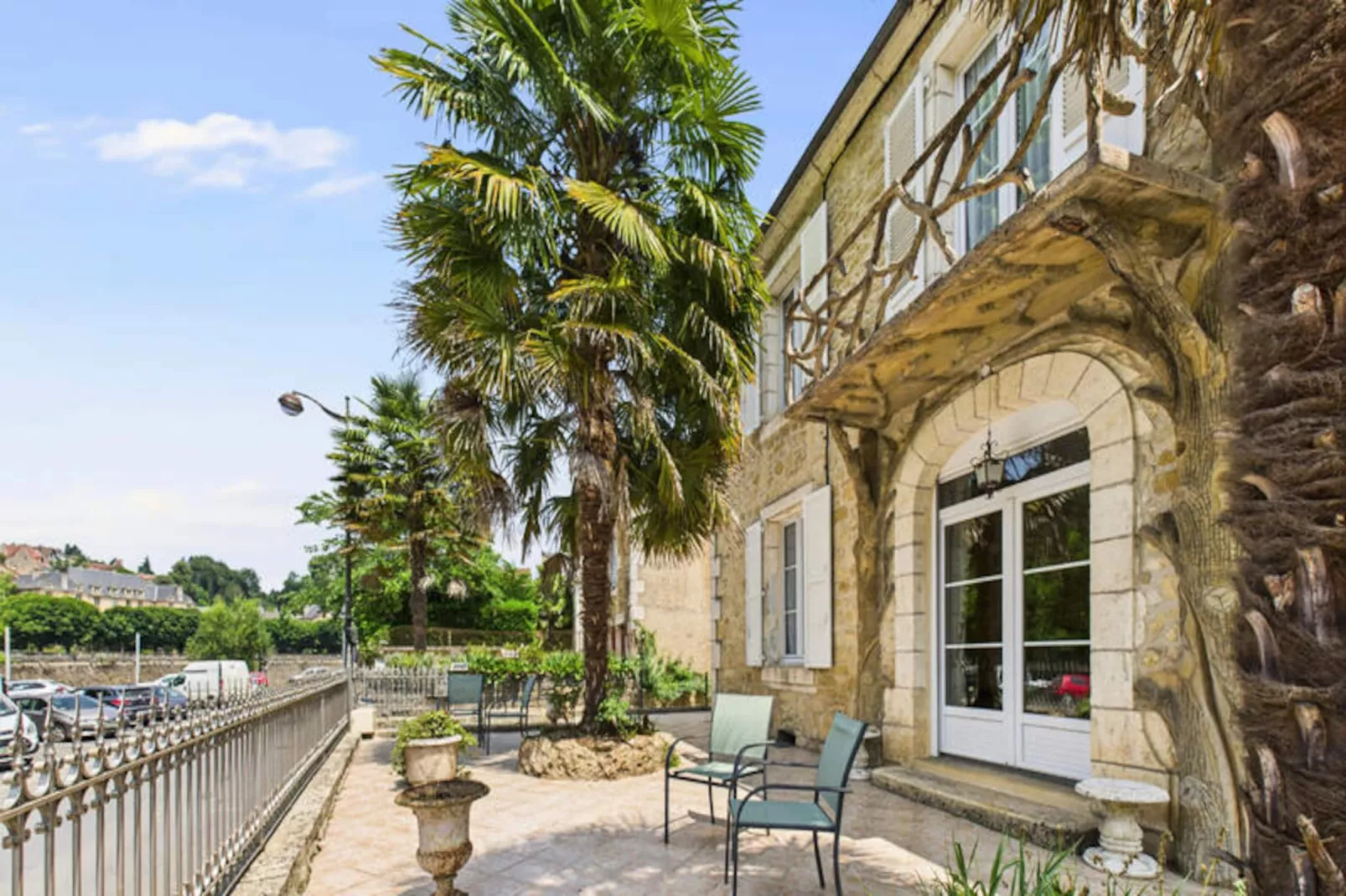 Maison à Montignac-Nicht zugeordnet