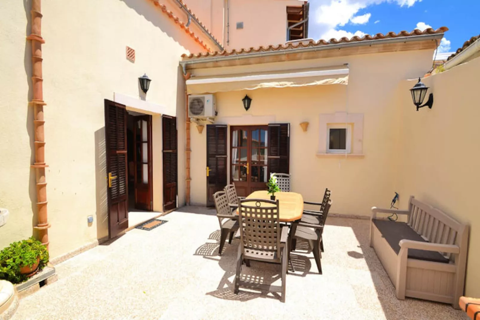 Maison à Búger-Untagged