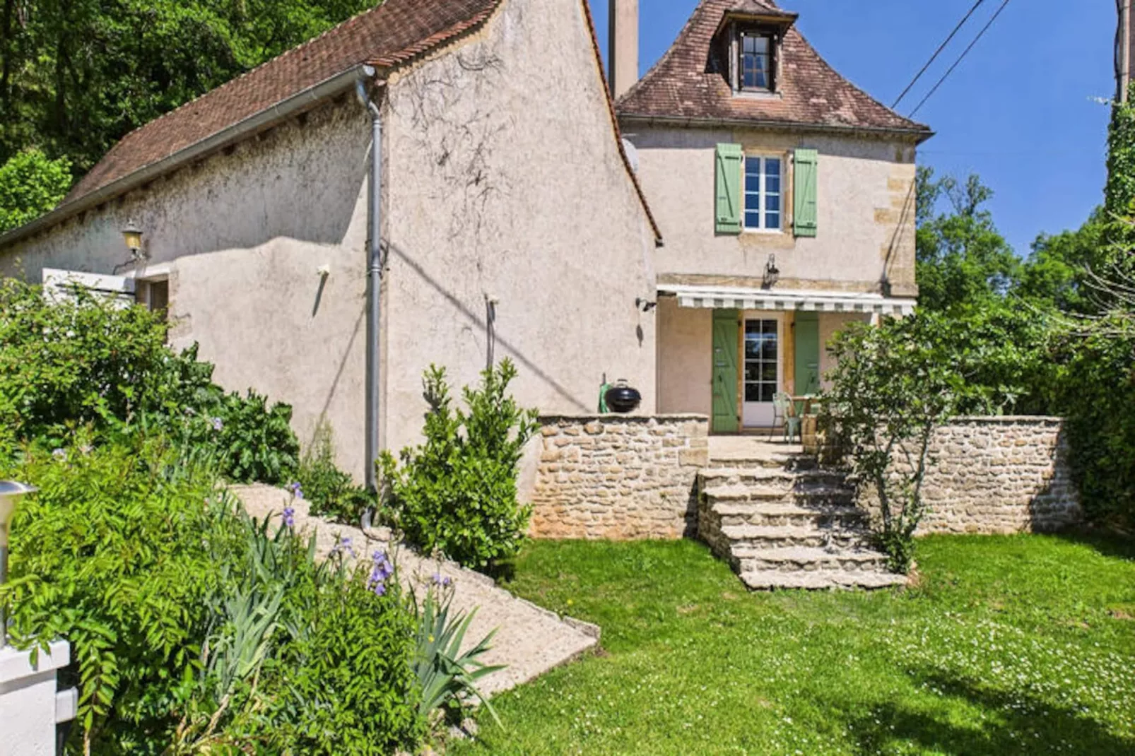 Maison à Thonac-Nicht zugeordnet