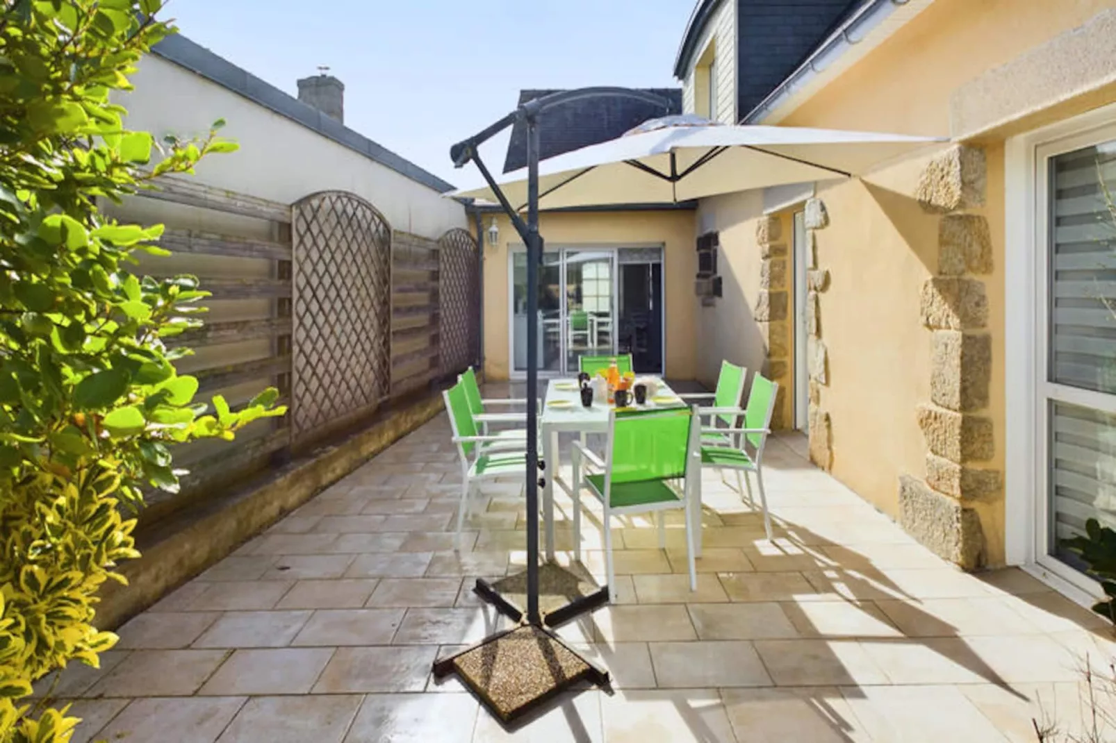 Maison à Plovan-Untagged