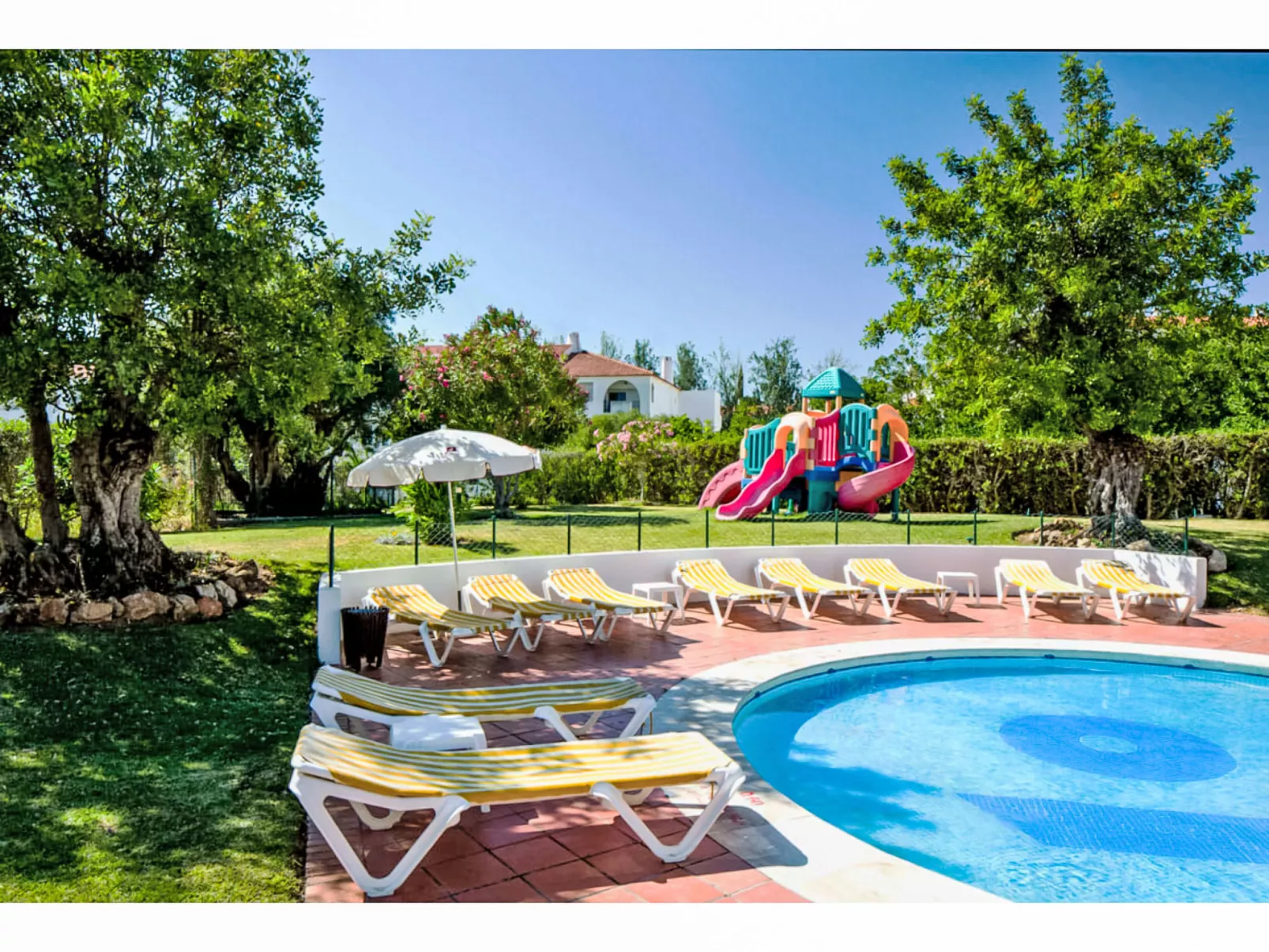 Max Tropical - Sunny Way-Draußen