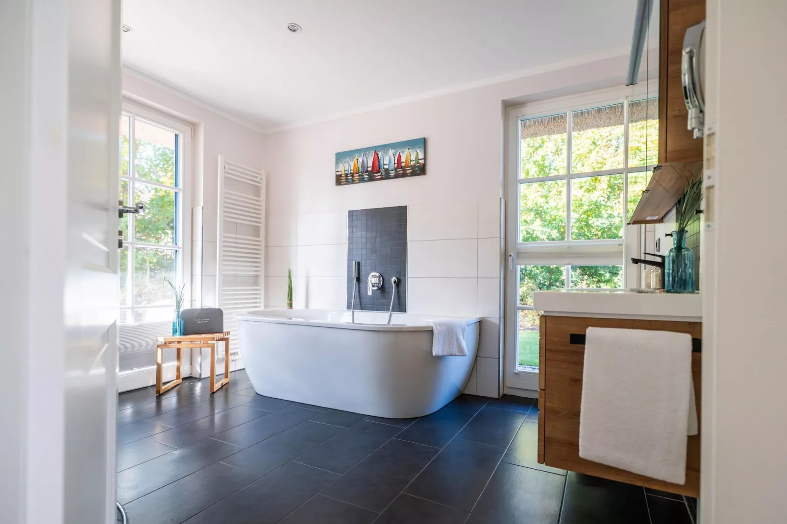 Haubenlerche 53-Bathroom